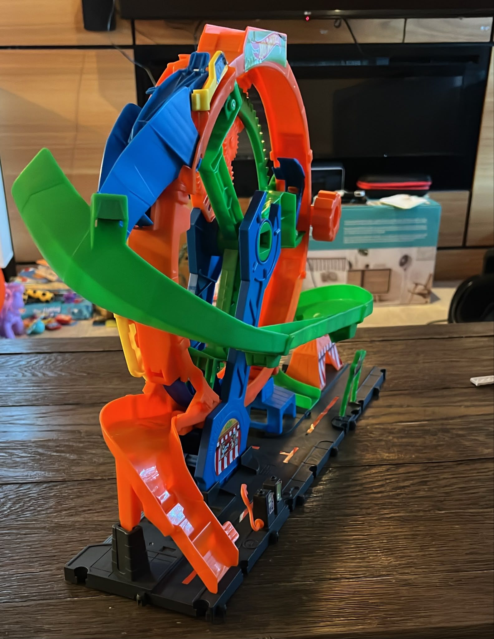 Hot Wheels Ferris Wheel Stunt Set - photo 3