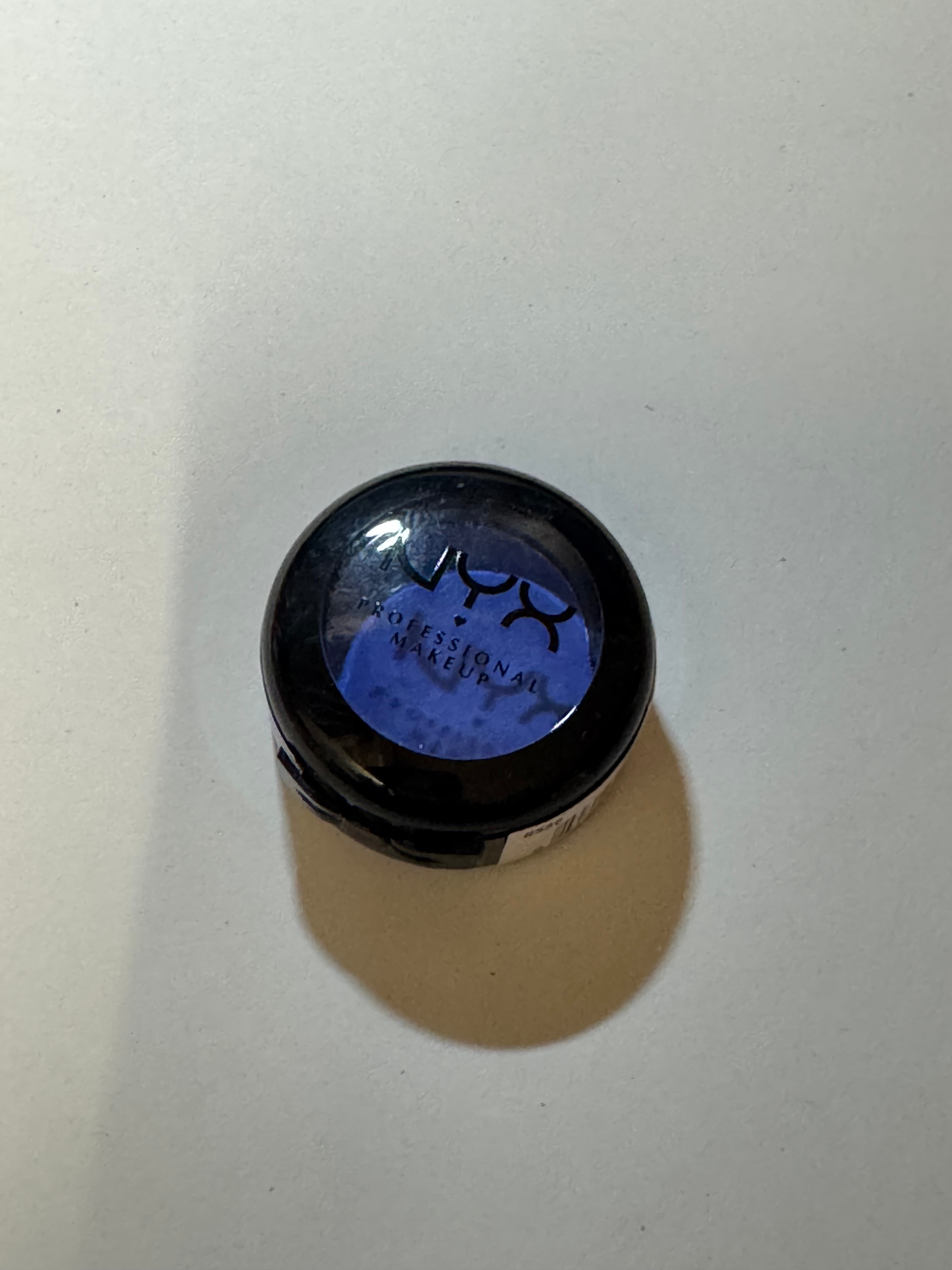 NYX Hot Singles Eyeshadow, HS50 Electroshock, Cobalt Blue Matte - photo 2