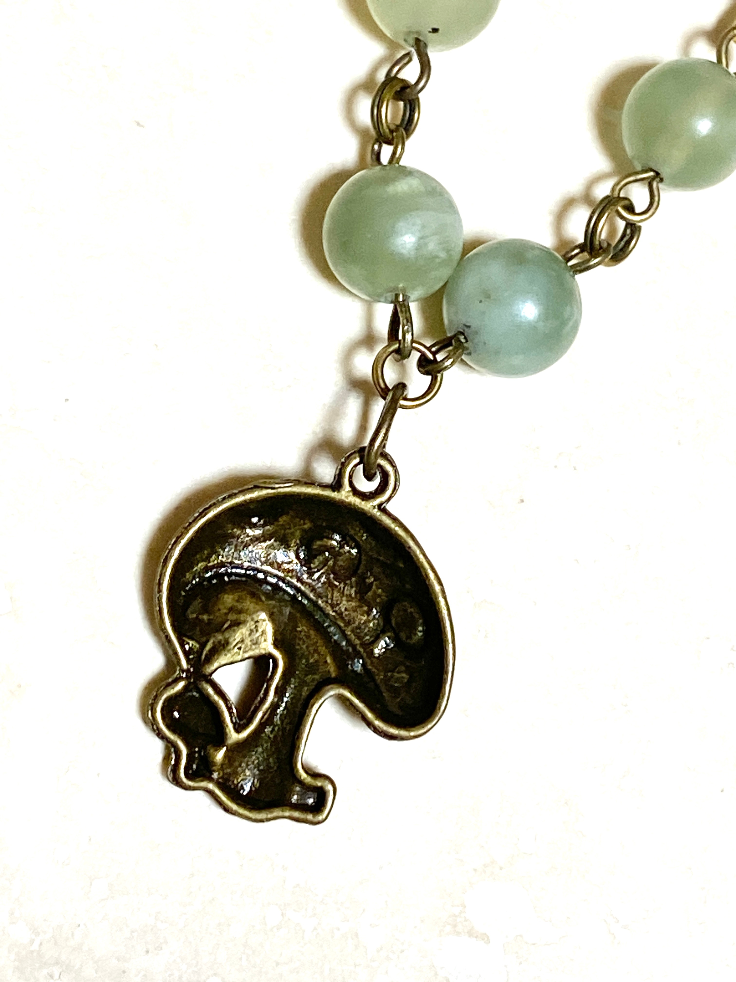 Mint Green Serpentine Short Necklace, Bronze Round Mushroom - photo 5