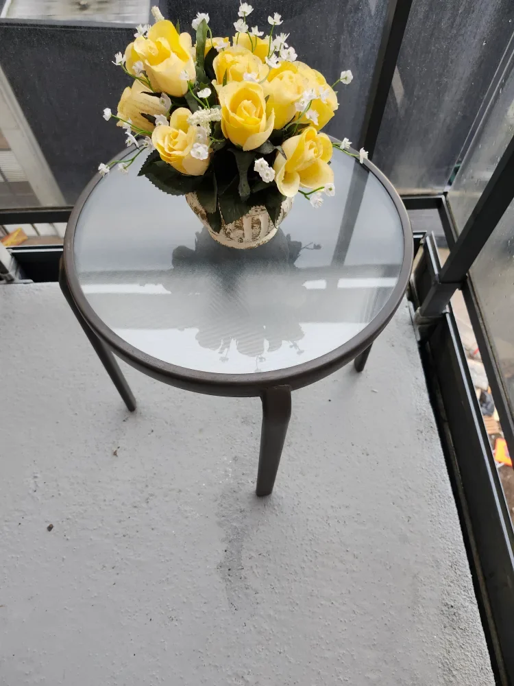 Small Round Glass Top Table - photo 2