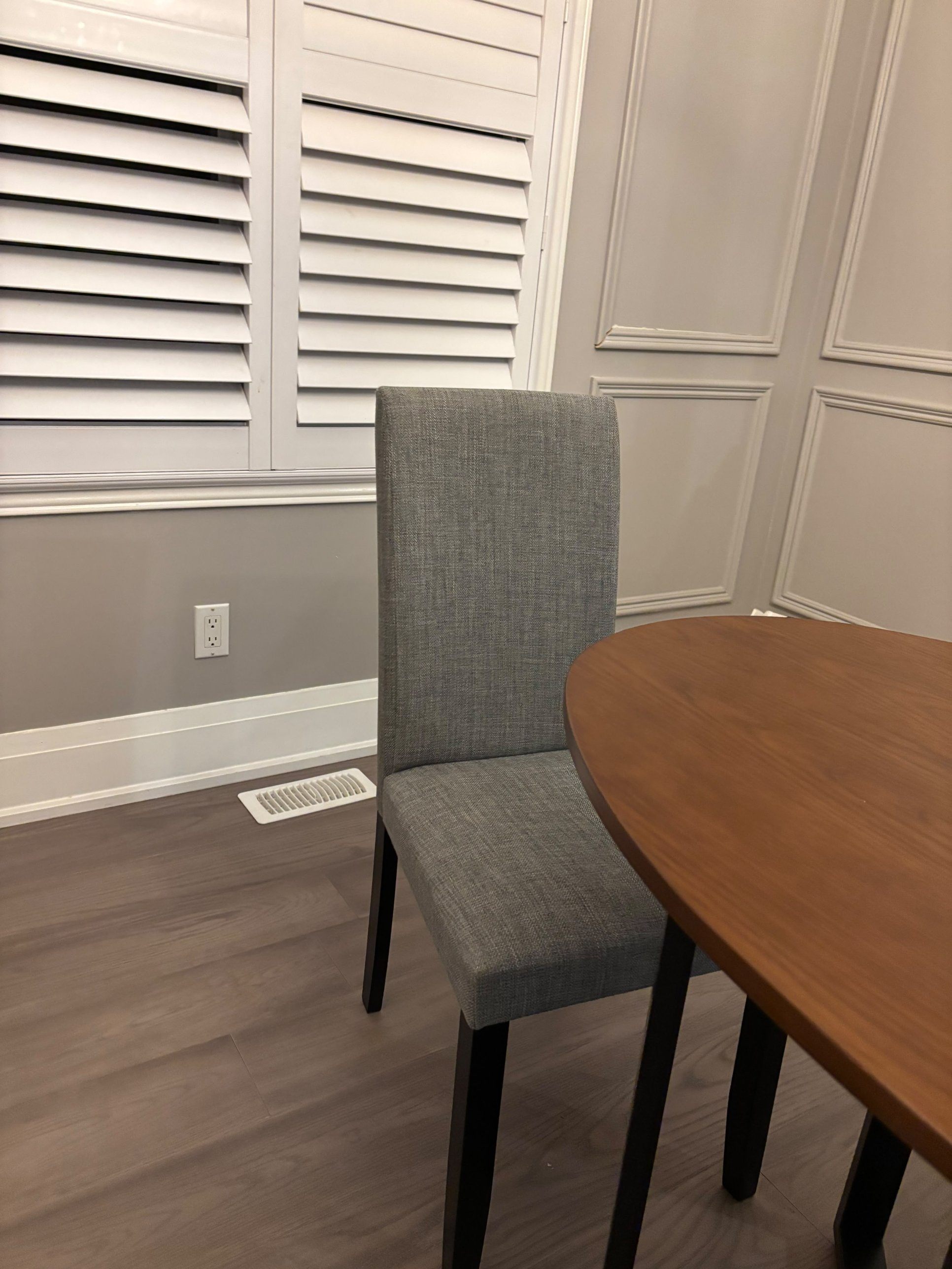 Round Walnut Dining Table + 2 Grey Chairs - Modern Set - photo 5
