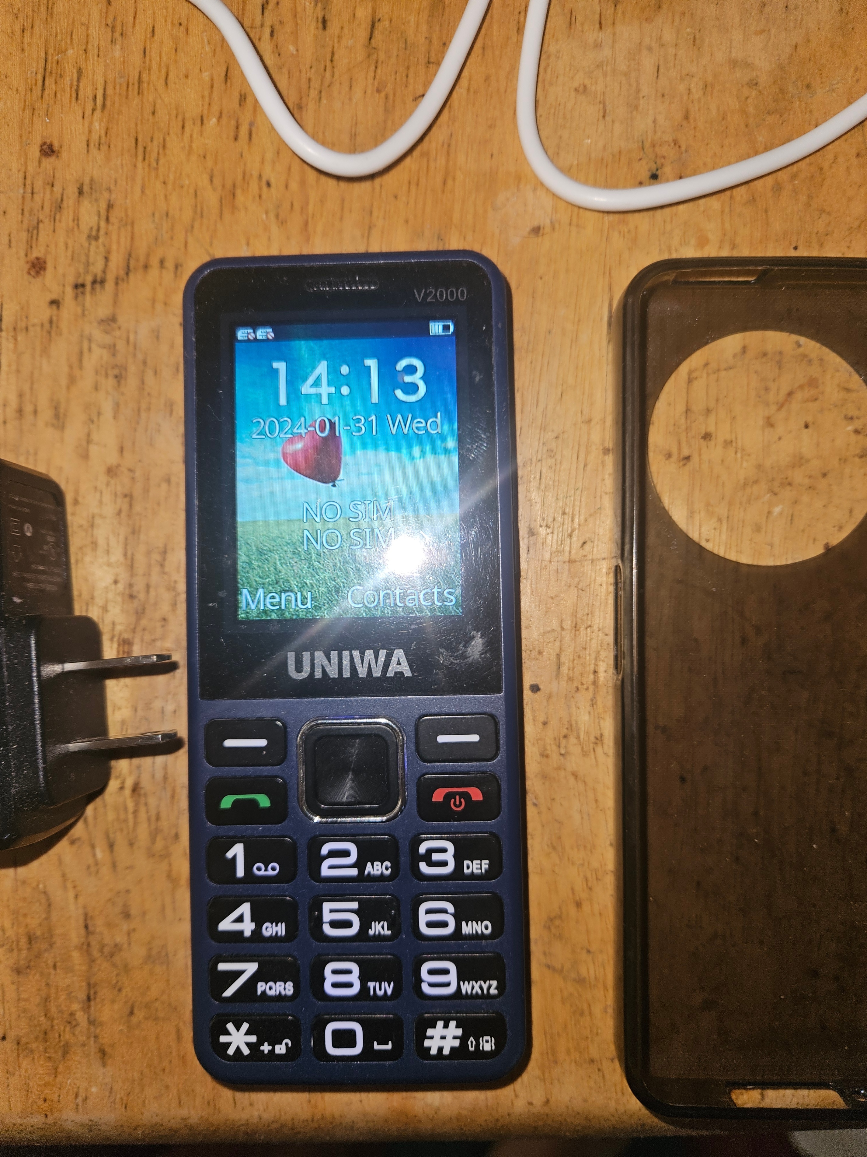 UNIWA 4G LTE BIG BUTTON PHONE--DUAL SIM--FM RADIO--PLZ READ AD