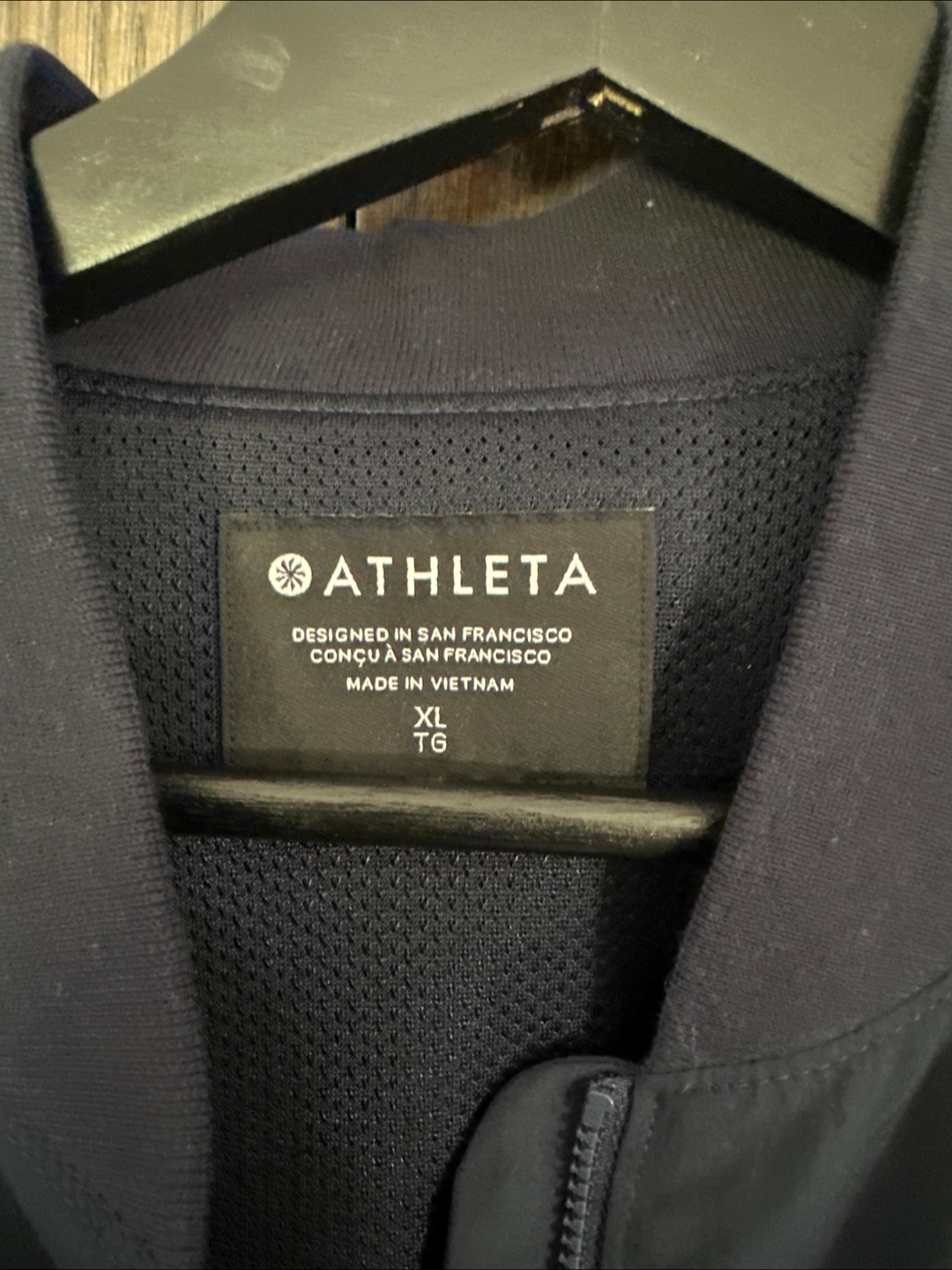 Athleta Crosscourt Bomber Jacket - XL🇨🇦 - photo 2