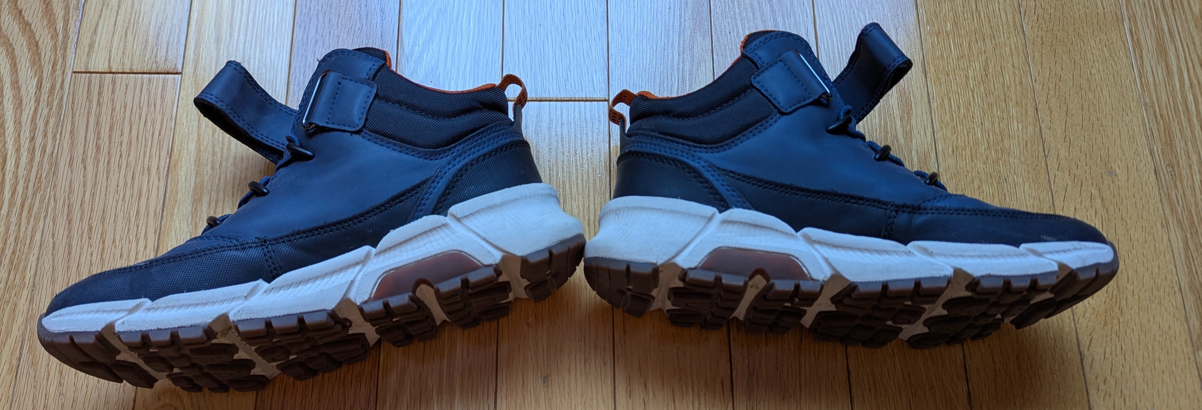 Geox mid-cut sneaker for boys size 36 (US 4) - photo 2