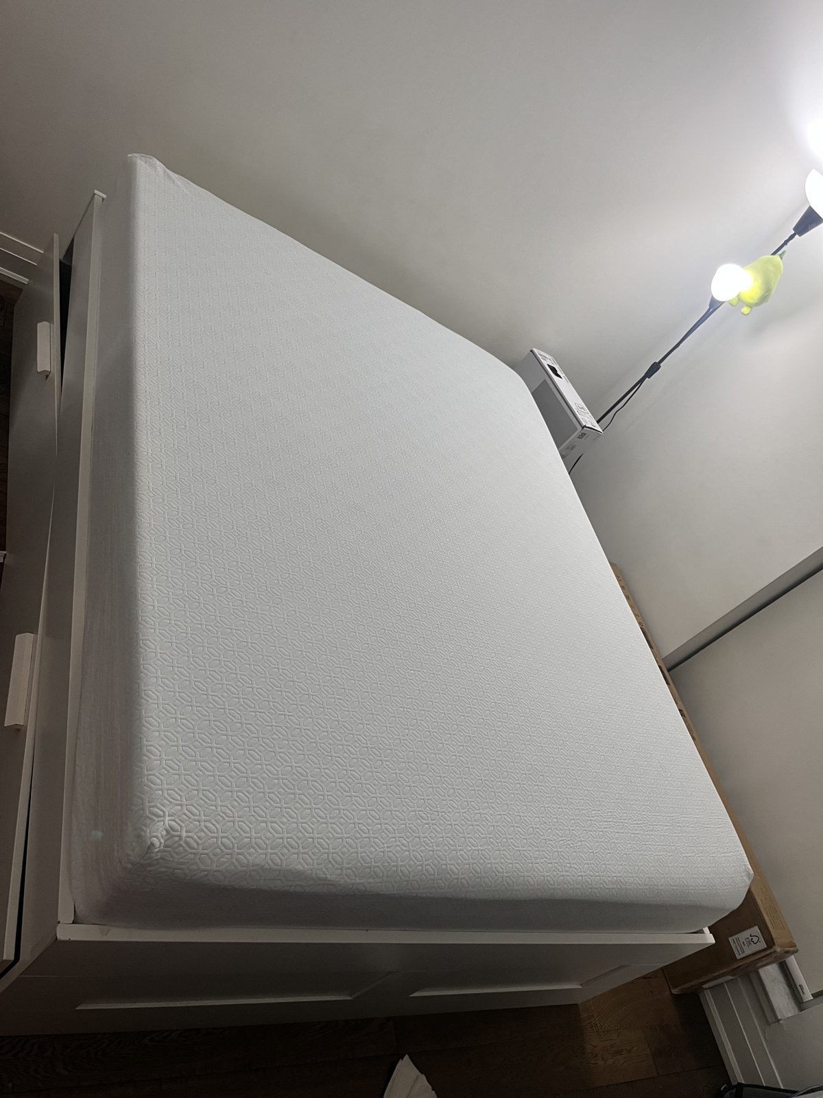 Wayfair Queen 12" Cooling Gel Memory Foam Mattress - photo 2