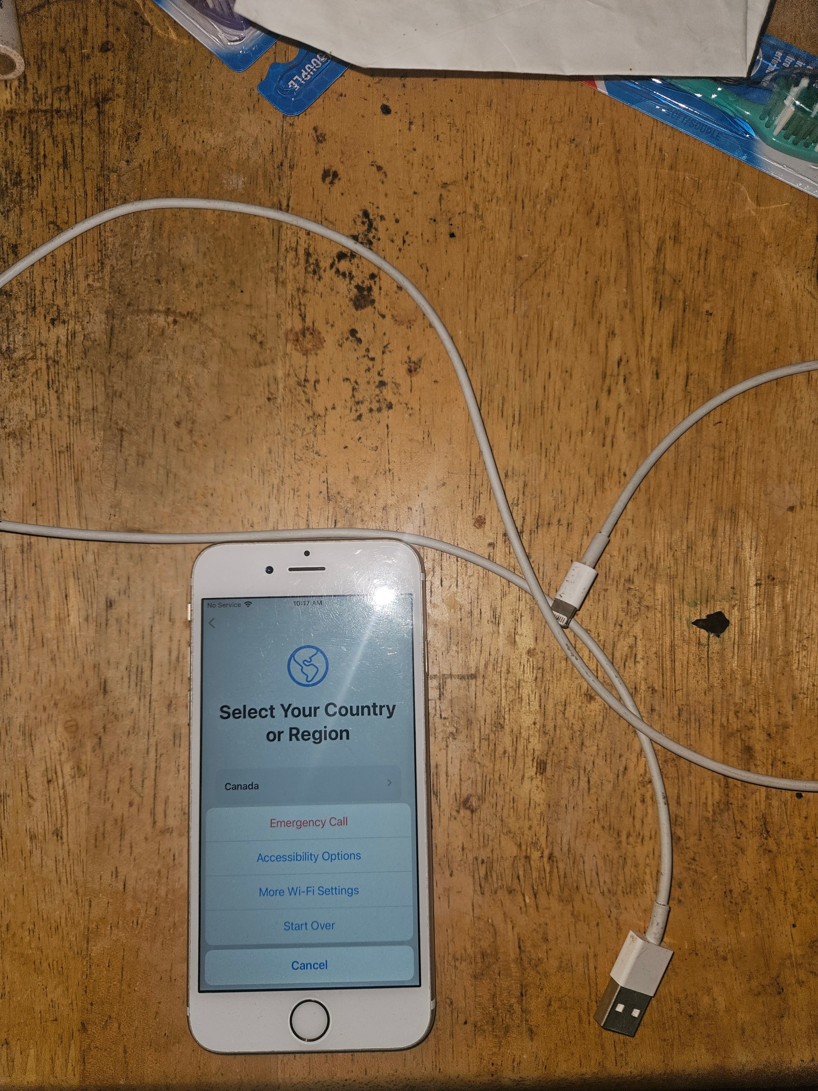 IPHONE 6S 32GB -- ICLOUD LOCK , FOR PARTS