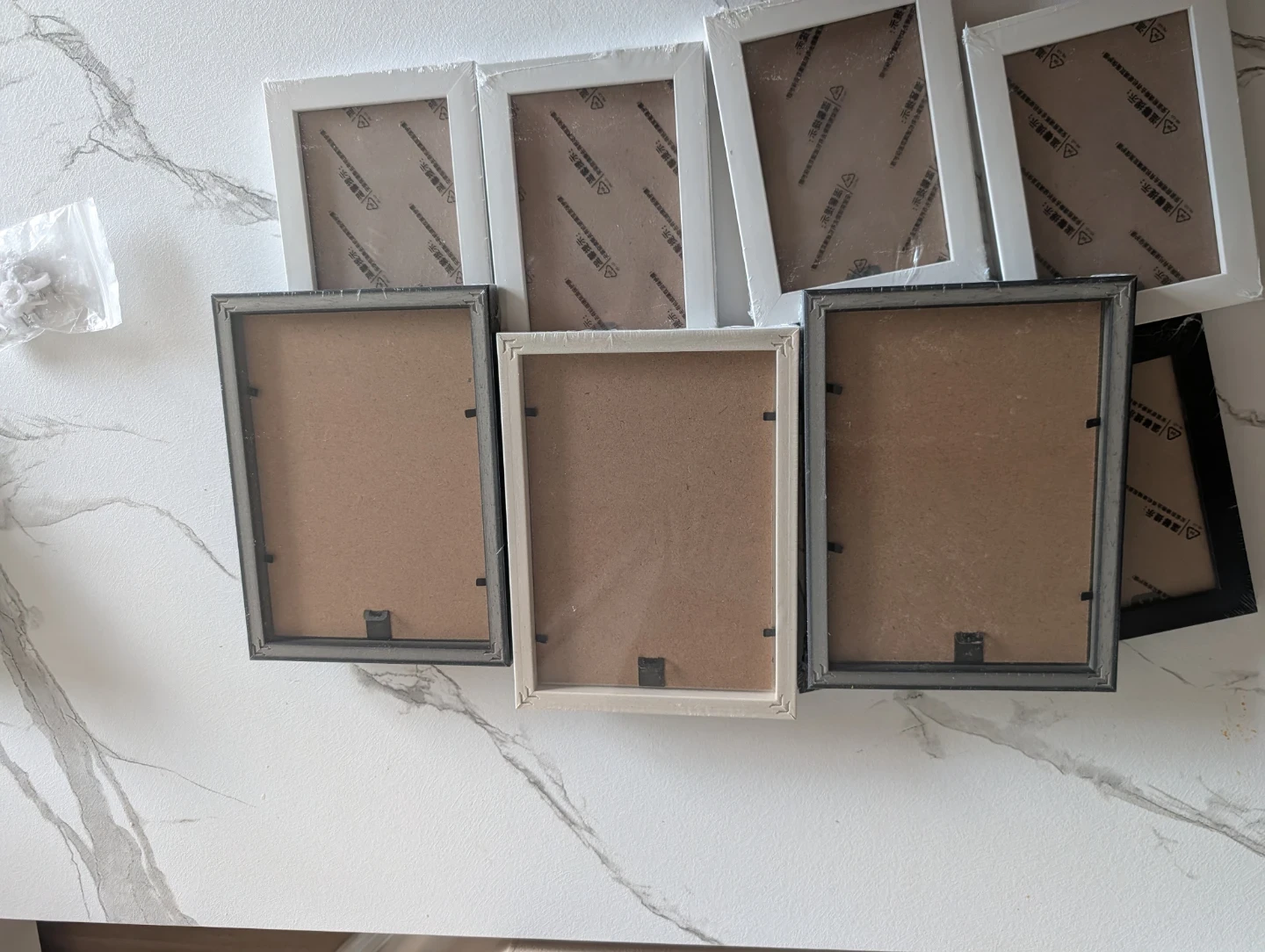 Set of 11 Photo Frames (Black and White) - photo 4