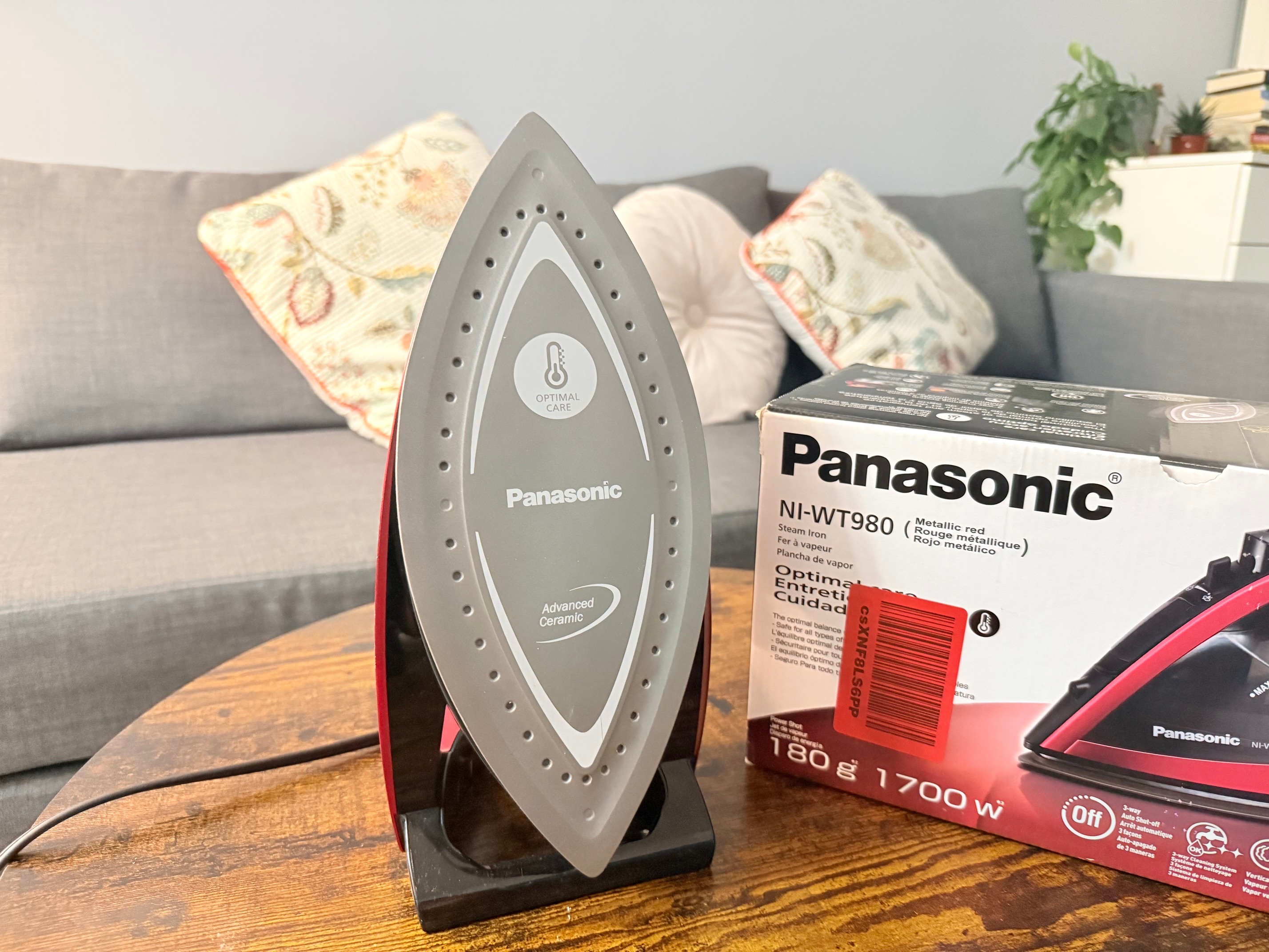 Panasonic NIWT980R steam iron (red/black)