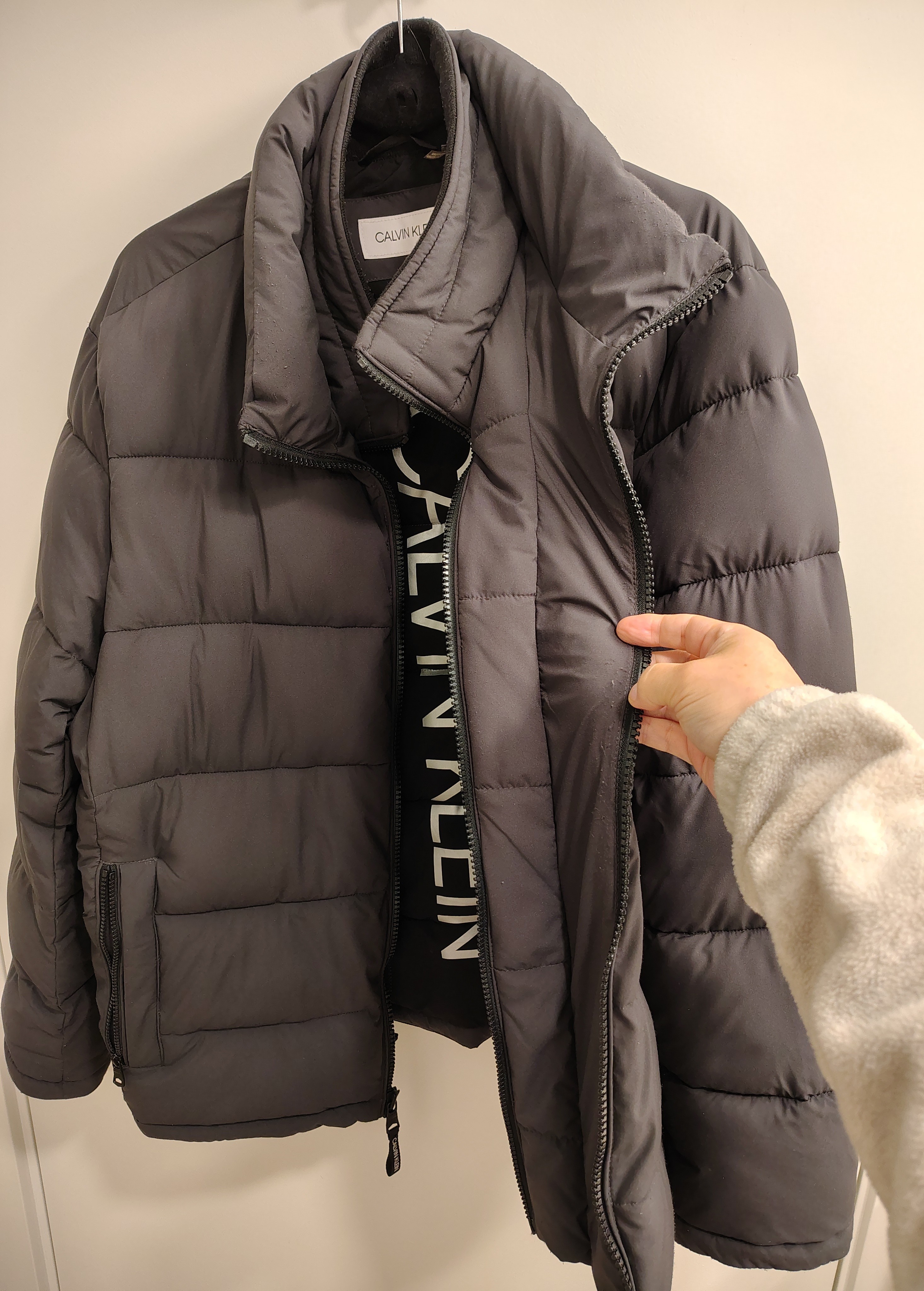 Calvin Klein Puffer Jacket – Men’s Large (L/G) - photo 2