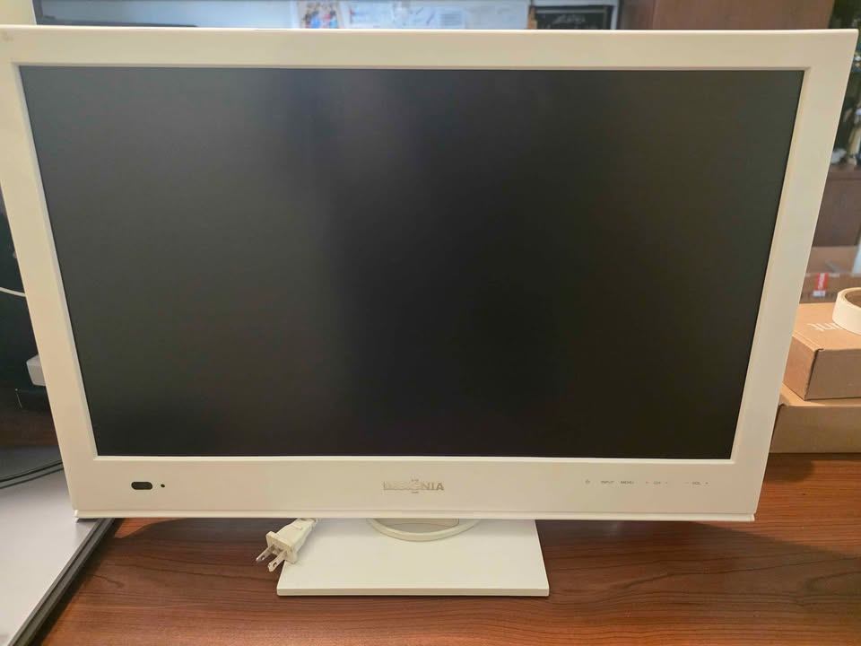 Insignia NS-22E455C11 22-inch LCD TV