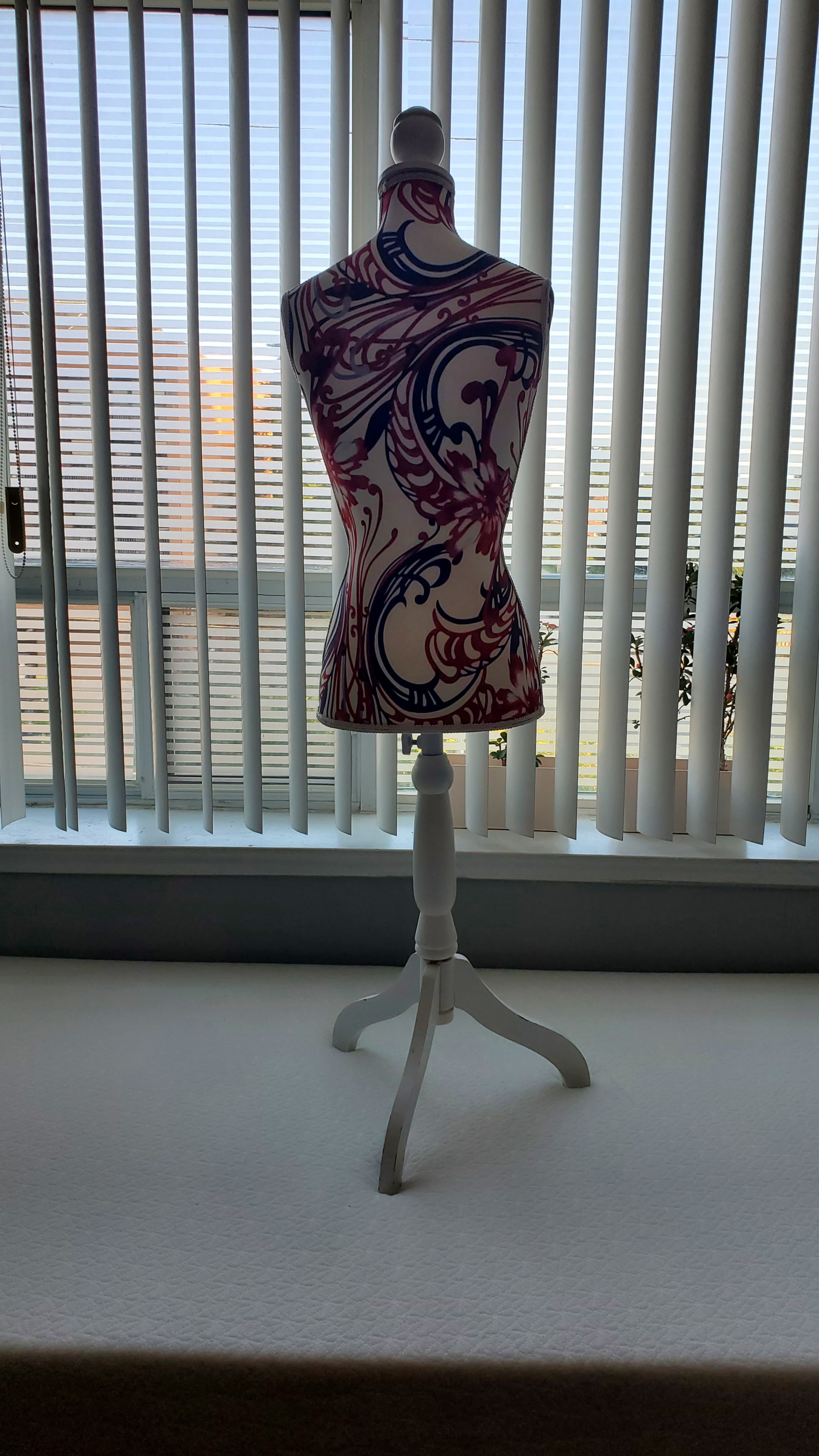 Basic Dress Form Mannequin with Adjustable Tripod Stand - photo 5