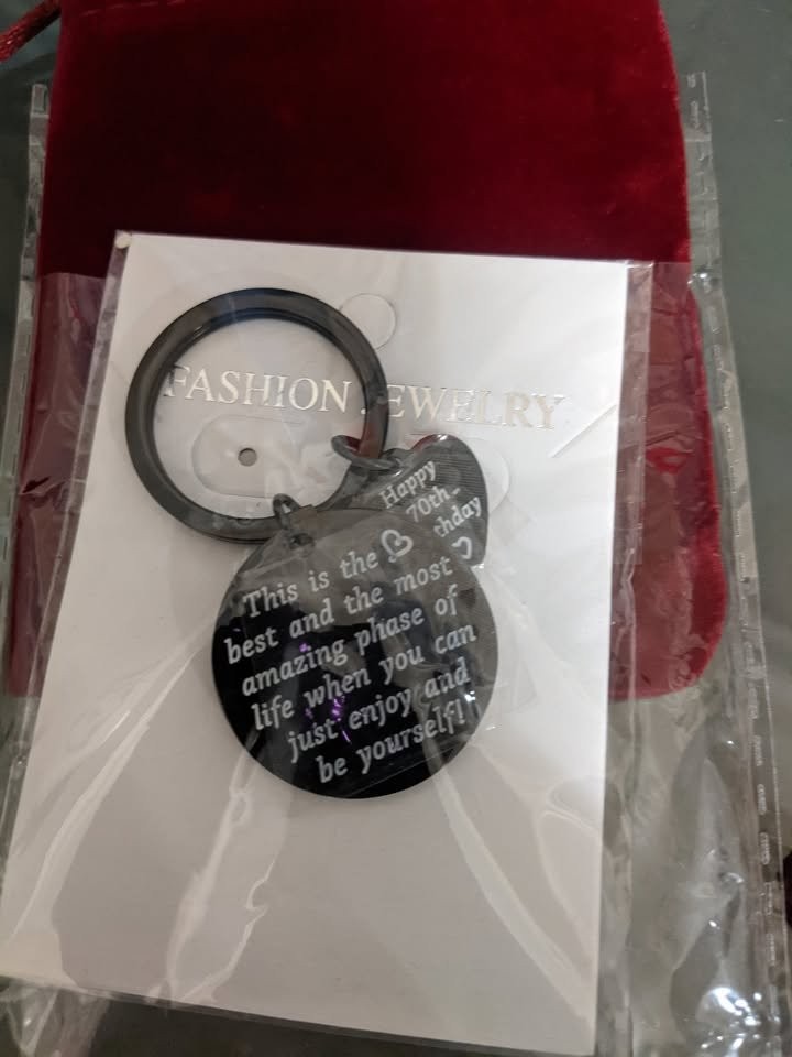 4 fashion jewelries, NEW, $5 each - photo 4