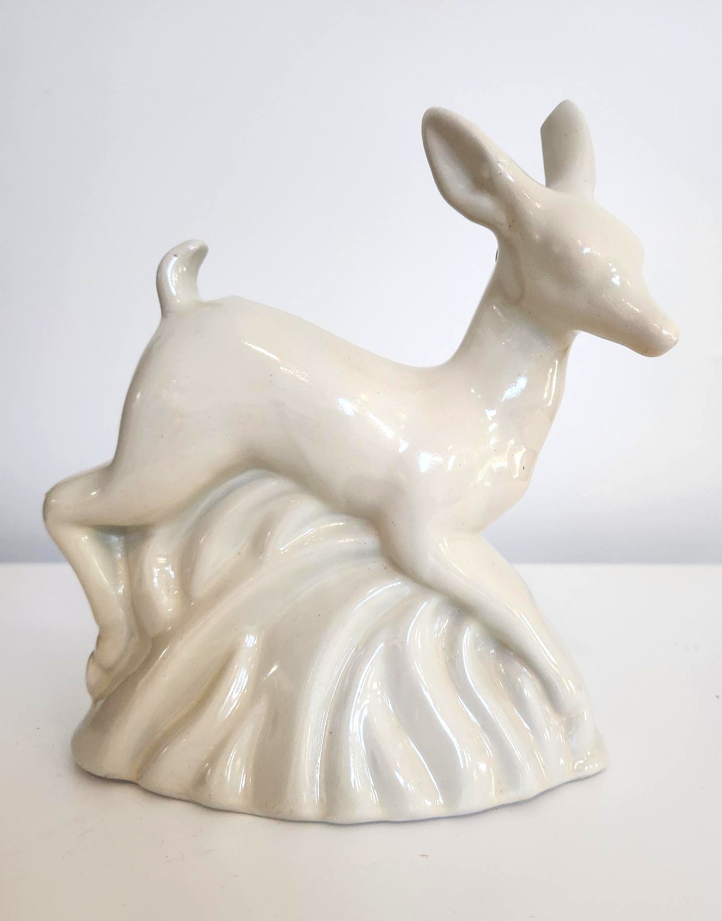 Vintage Niloak-style Pottery White Glaze Deer Planter Figurine - photo 2