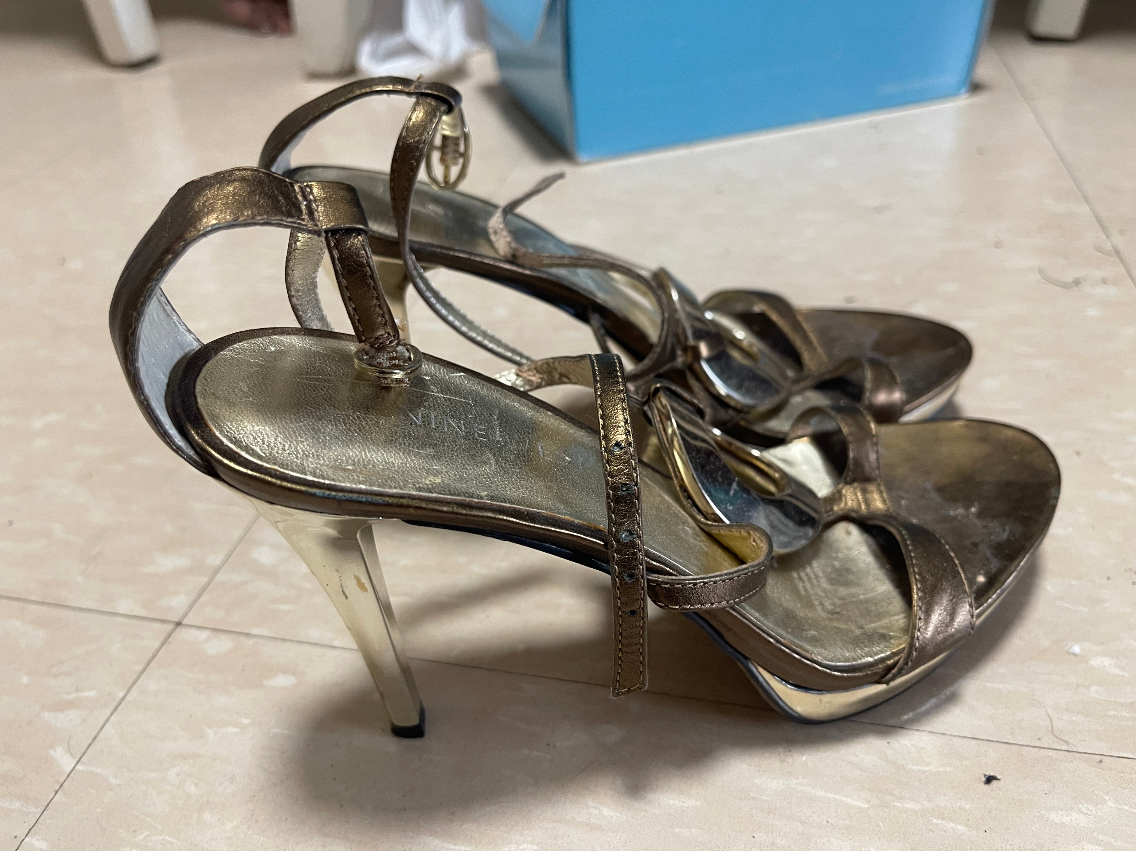 Women High-Heeled pumps and Sandals - photo 5