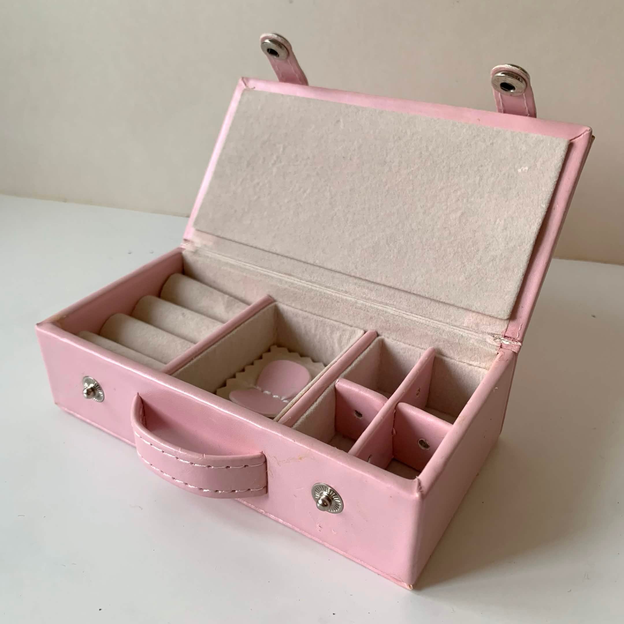3-Tier Jewelry Box - photo 5