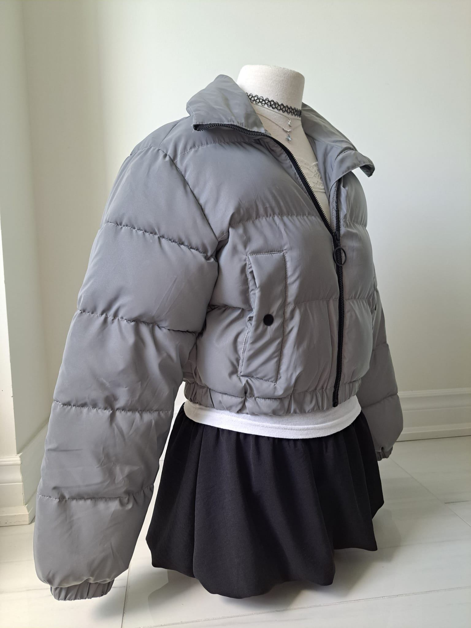 🩶 Garage BNWT Grey Cropped Puffer Jacket Y2K Style - photo 2