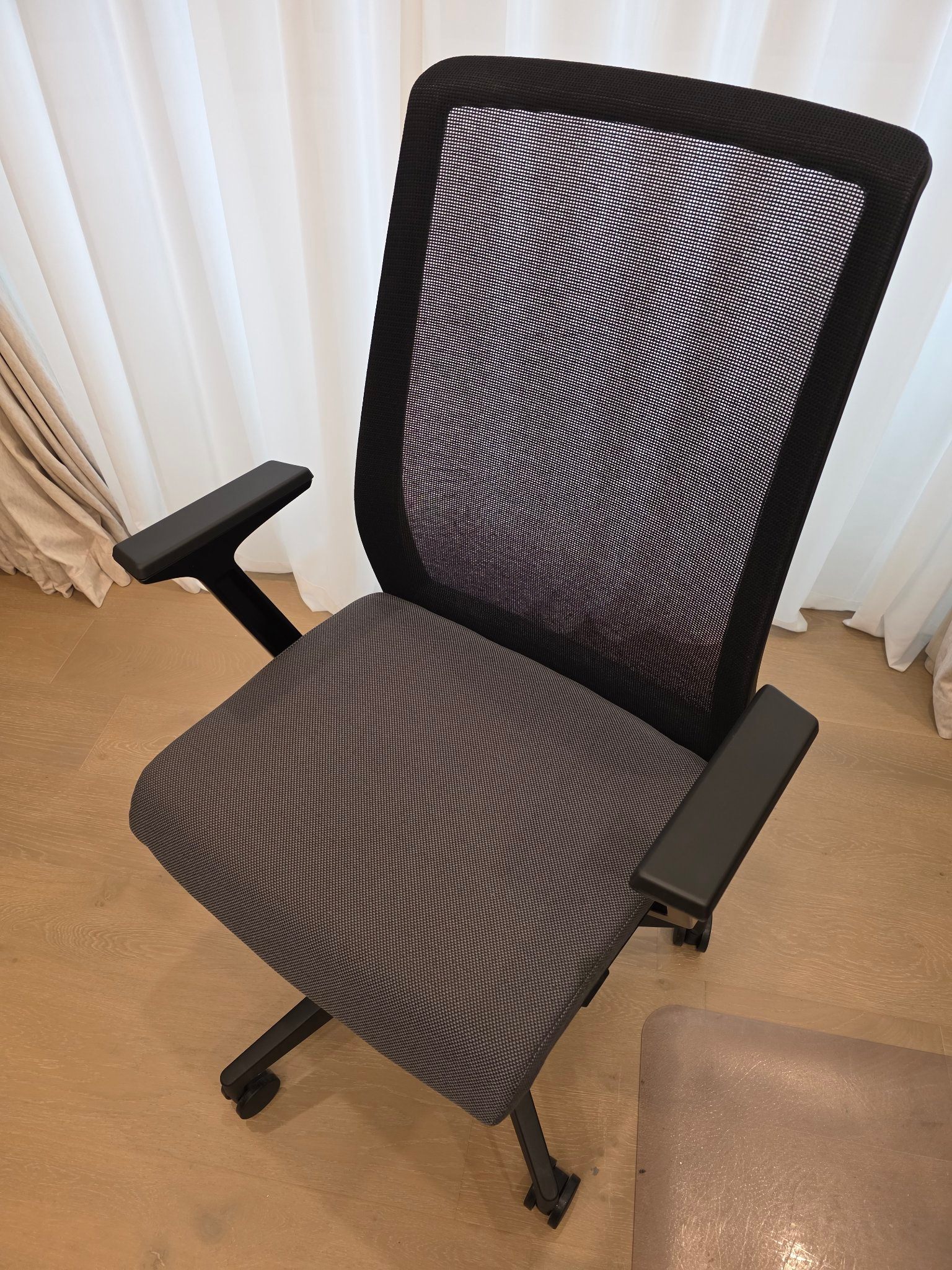 Haworth Very Office Chair with Mesh Back — Adjustable - photo 2