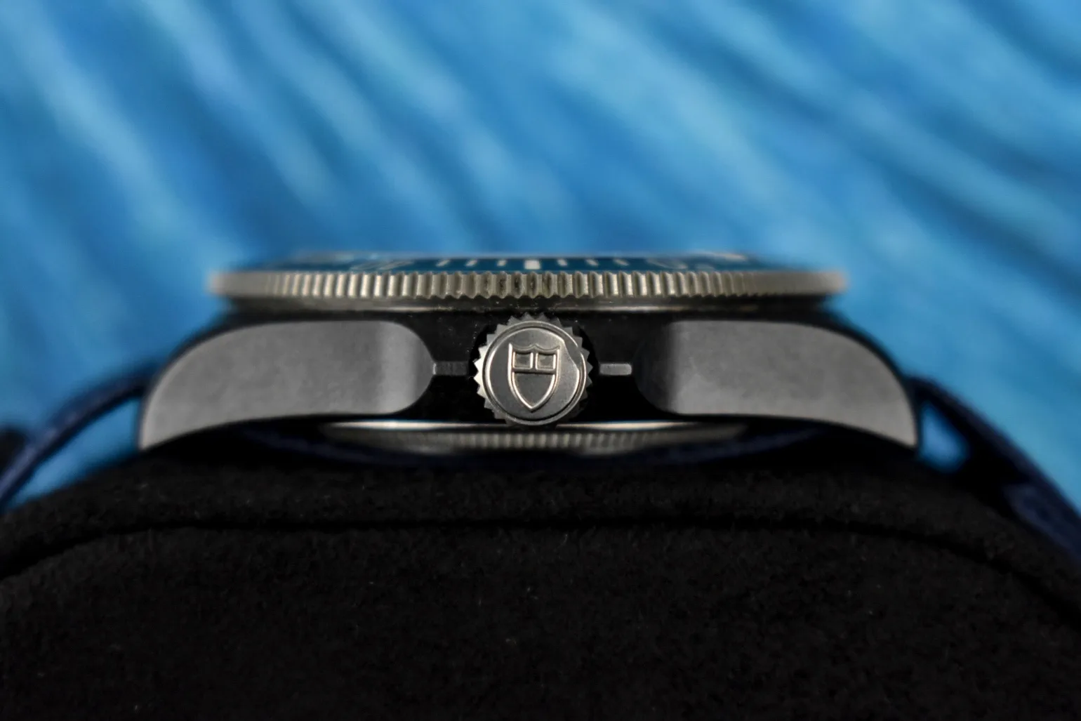 2025 Tudor Pelagos FXD Alinghi Red Bull Racing M25707KN - photo 5