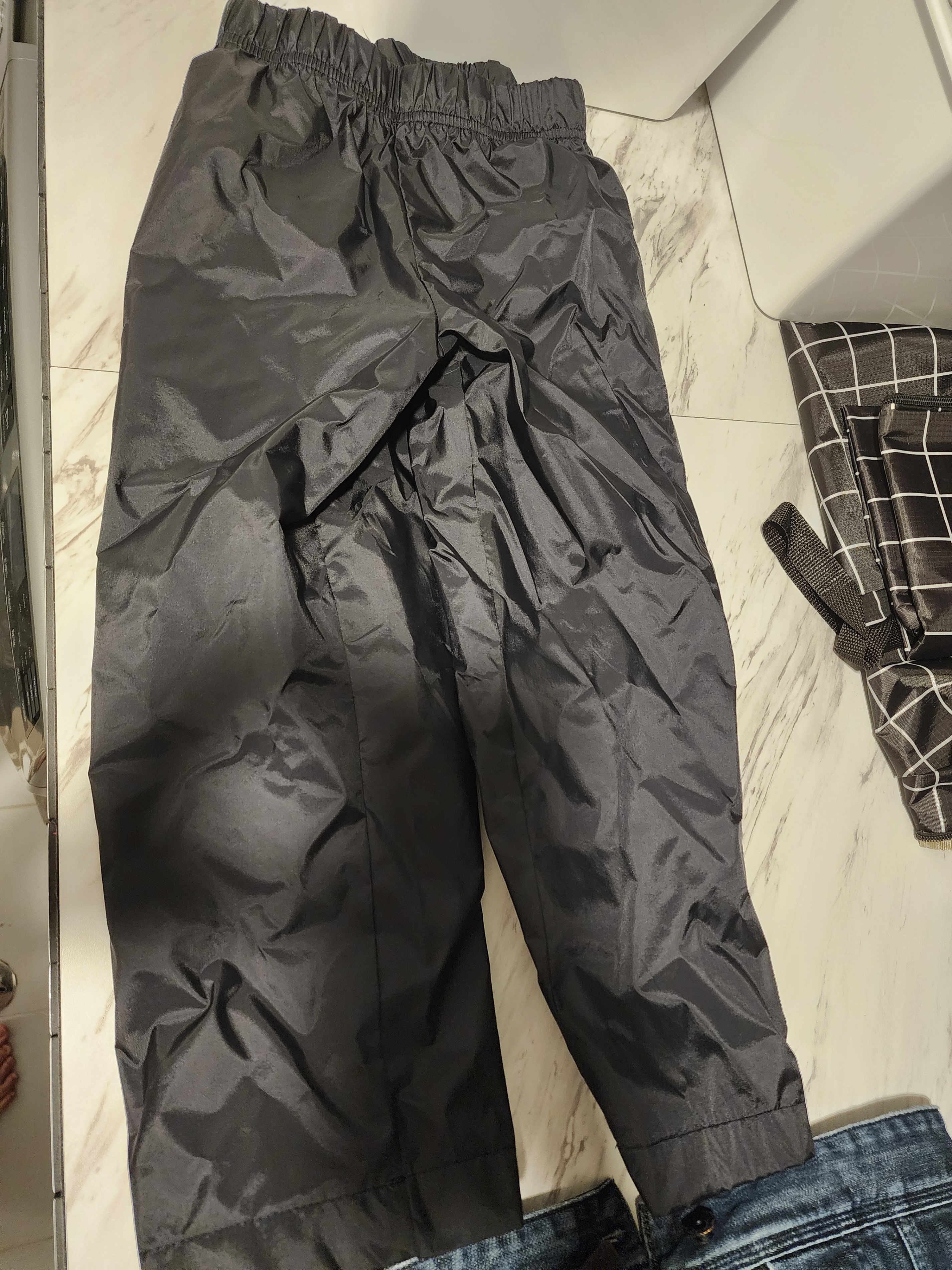 Kids size S rain/cold pants (measurements in ad) - photo 4