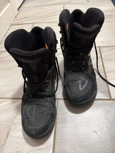 New Balance Waterproof Winter Boots – Black  Size 11 2E Wide