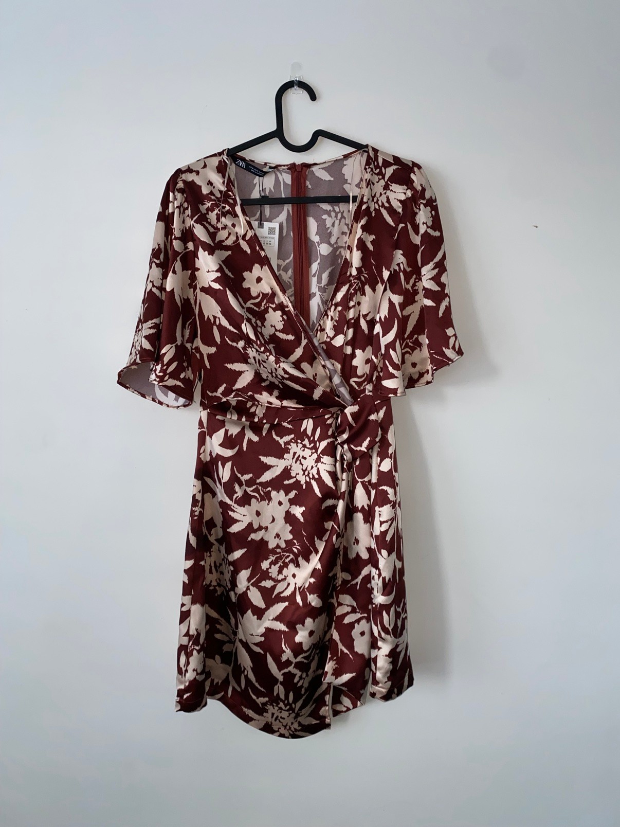 H&M Divided Black Floral Wrap Dress, US 8