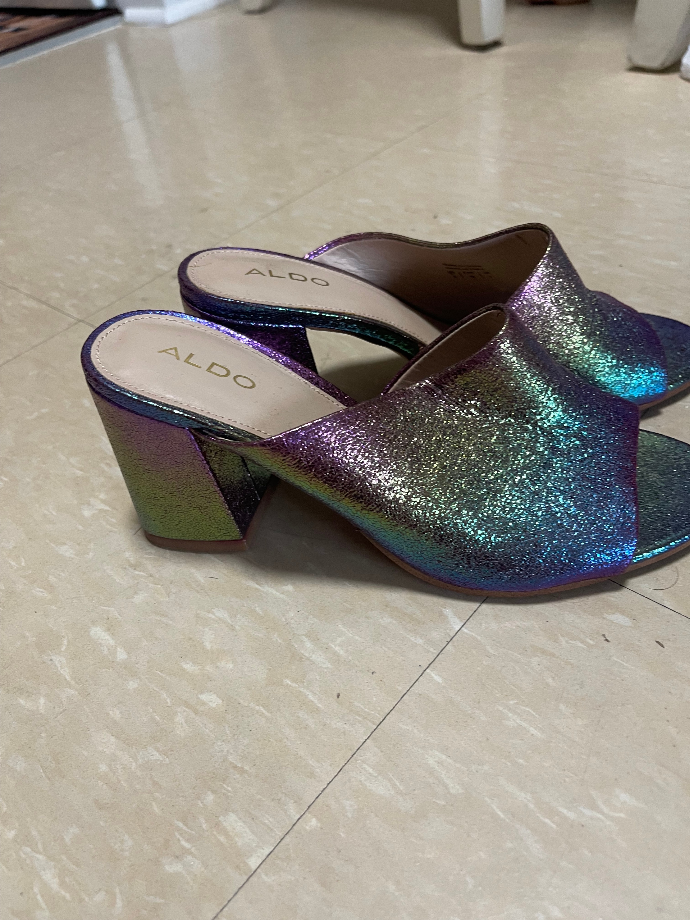 Women High-Heeled pumps and Sandals - photo 3