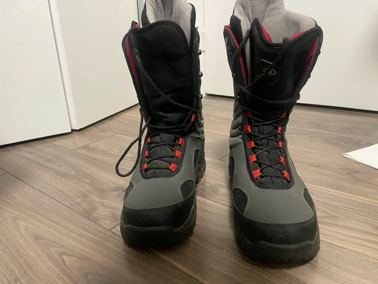 Snowboard Boots Size 11 - photo 2