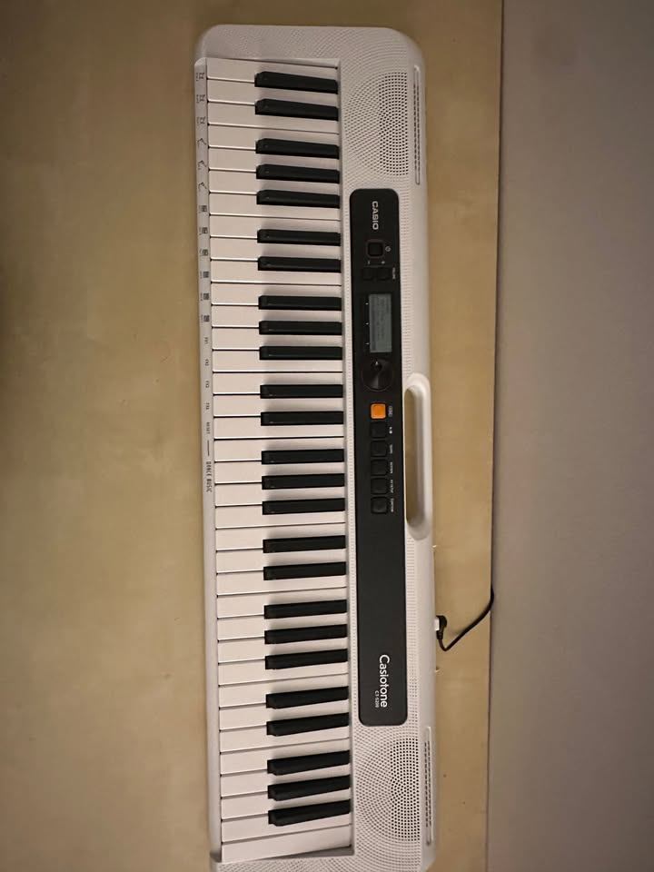 Casiotone CT-S200 (White)