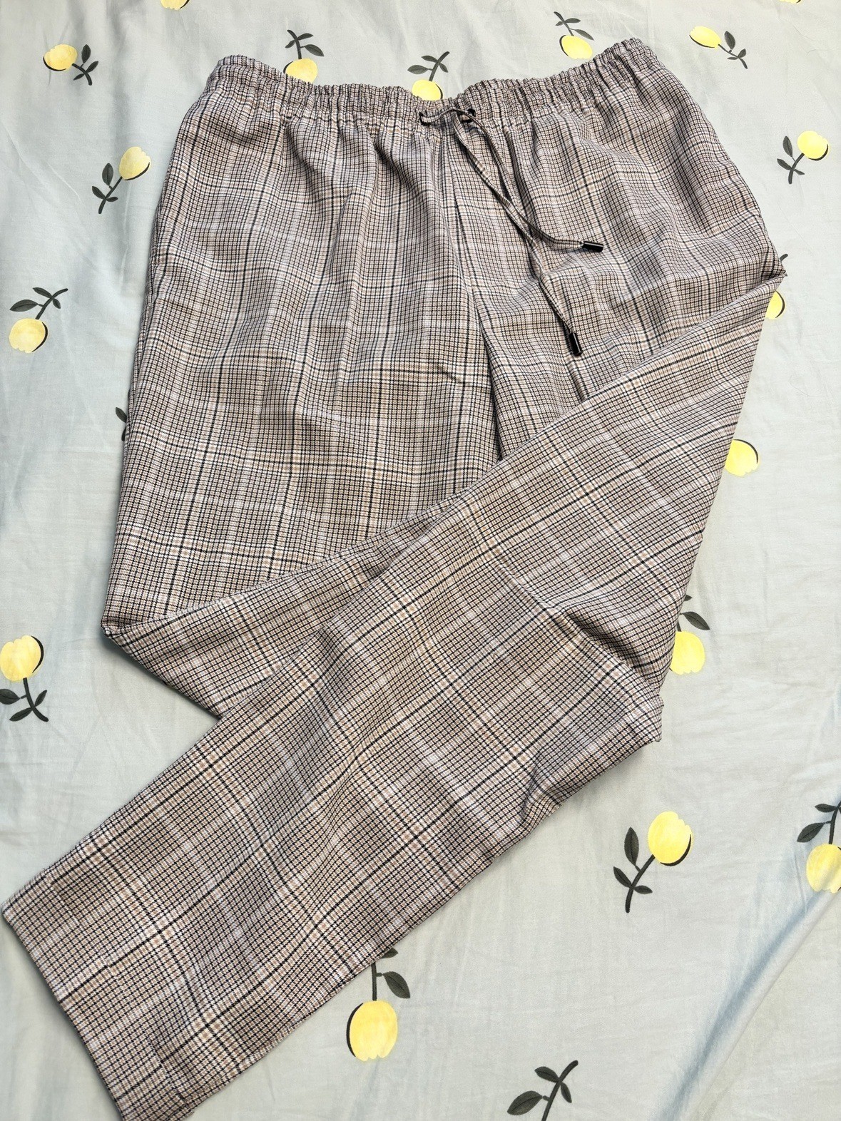Men's Zara plaid pants — size L, new