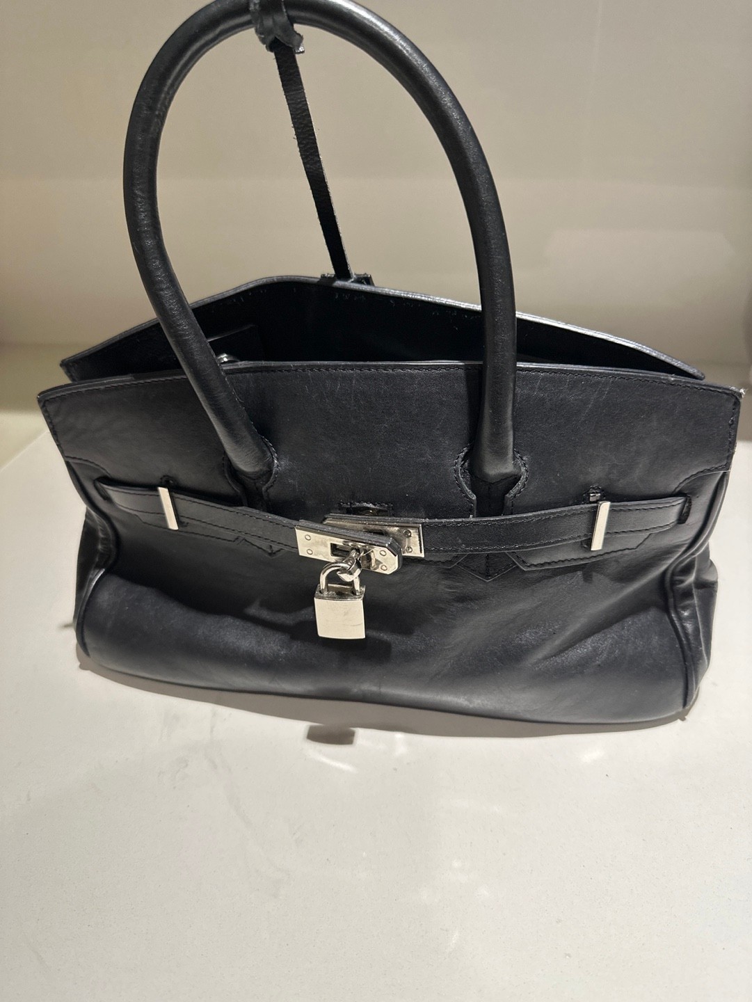 Black natural Leather Handbag