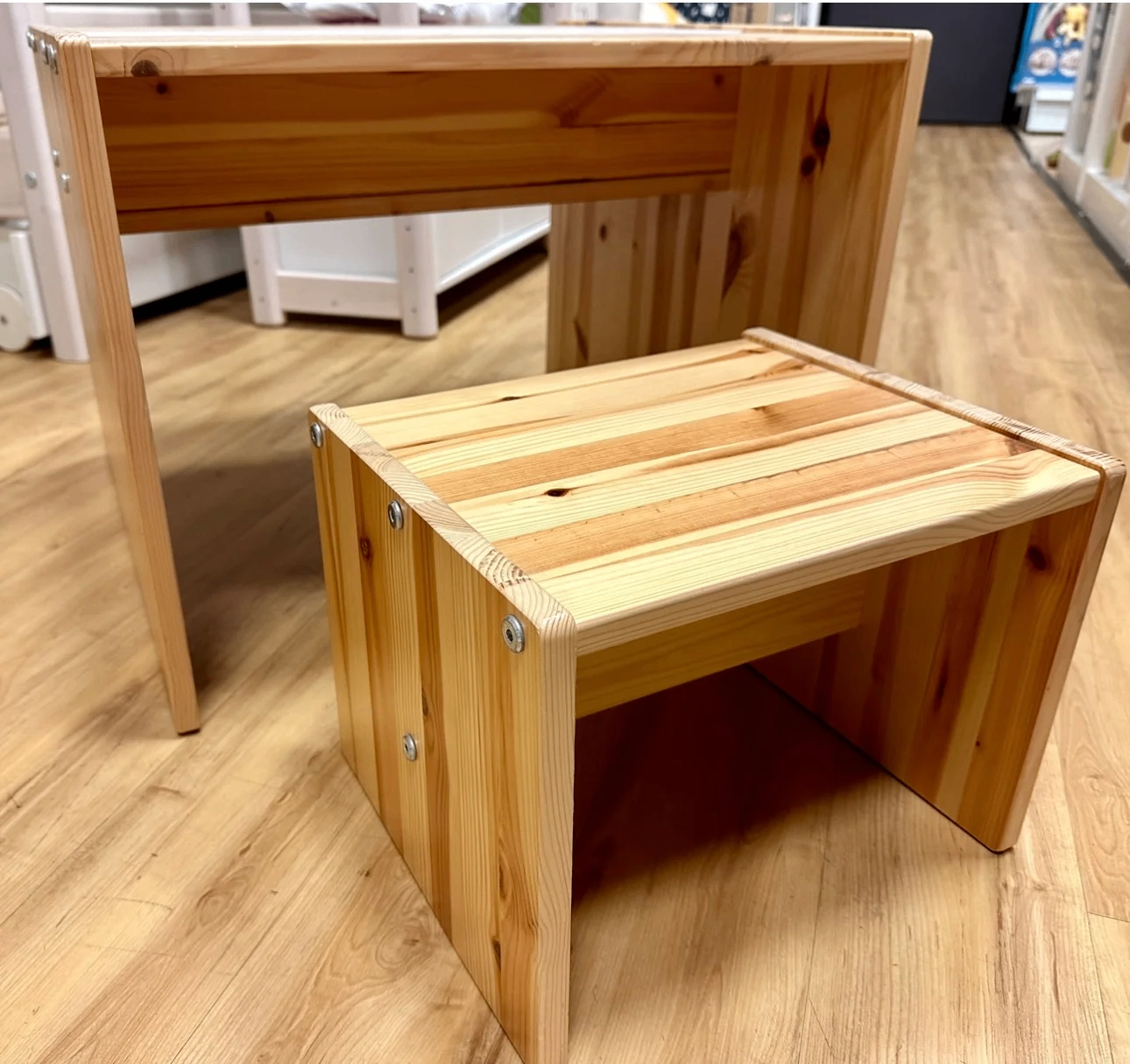 FLEXA Table with Storage Box & 2 Chair Set Floormodel $150 - photo 2