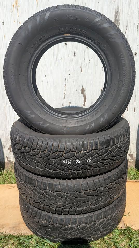 215 70 R16 M+S Zmax WinterNova Studd III - photo 2