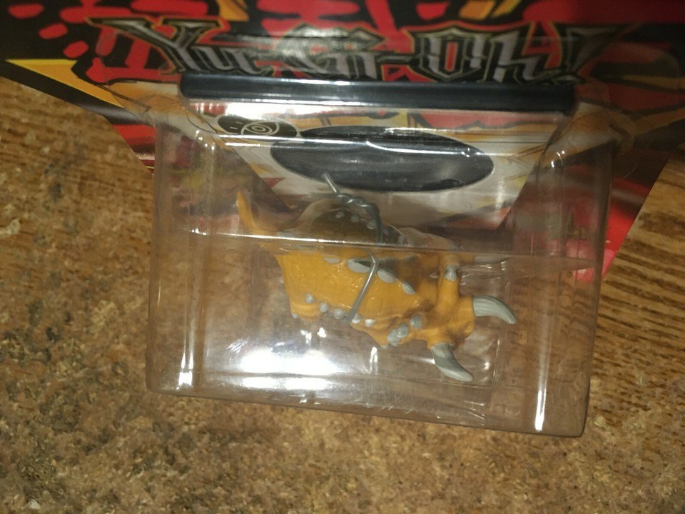YU-GI-OH MEGAZOWLER FIGURE SERIES 6 MATTEL B4226 - photo 3