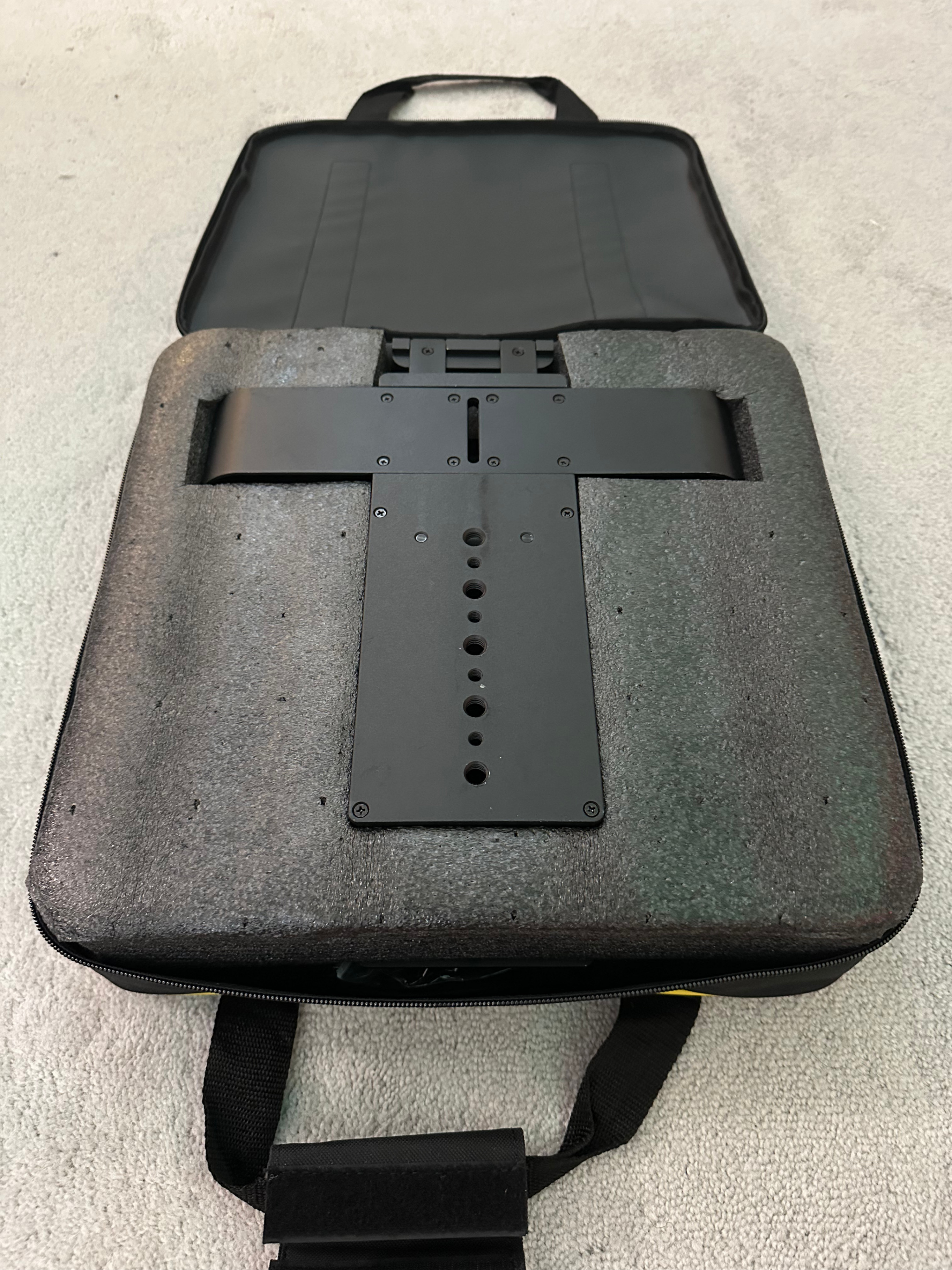 Glide Gear TMP100 Teleprompter - photo 3