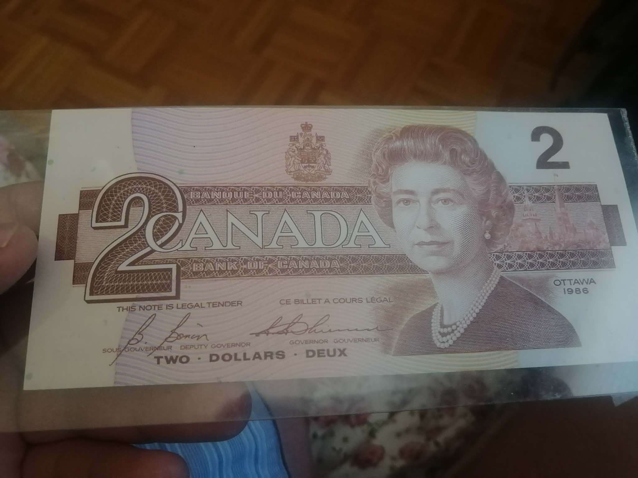 Collectible Mint condition Canada TWO Queen Elizabeth II