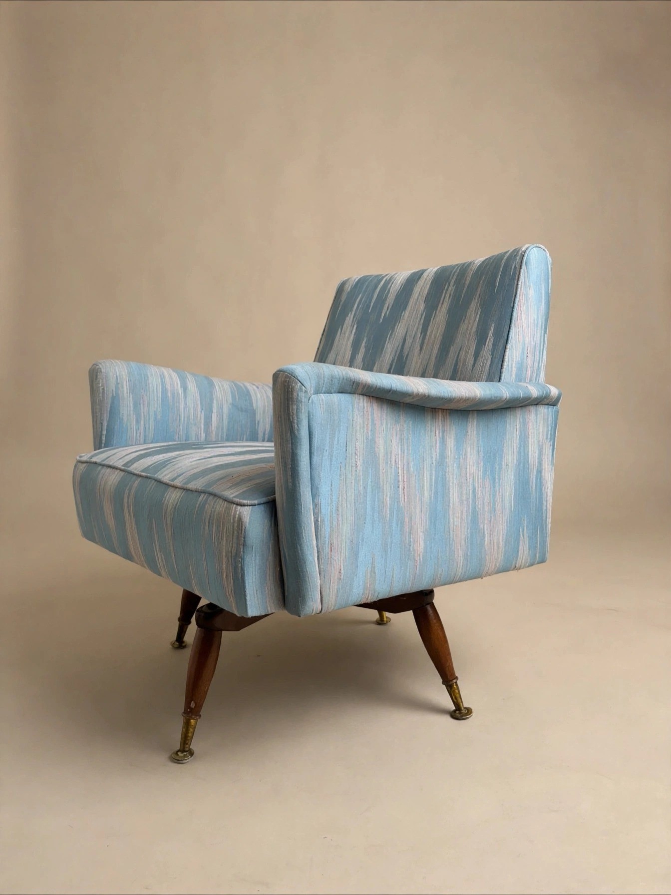 Vintage Mid-Century Modern Swivel Armchair Rocker - photo 3