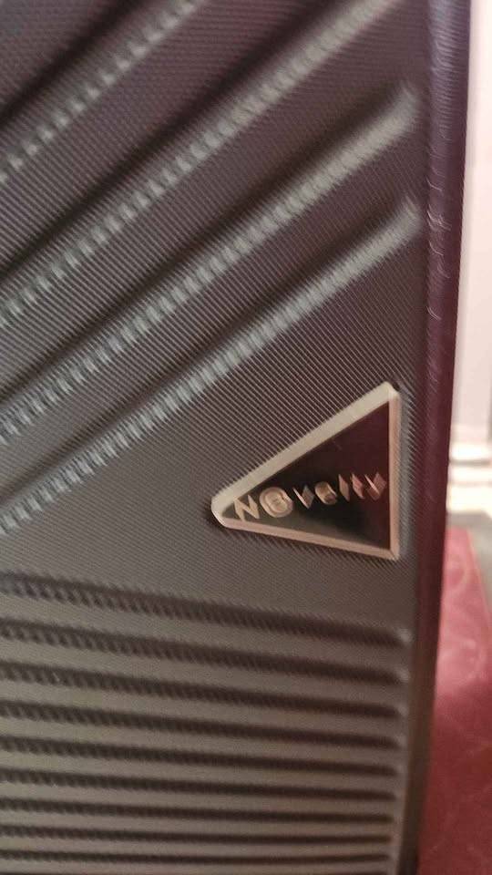 Lightweight Hard Shell Checked Luggage - photo 3