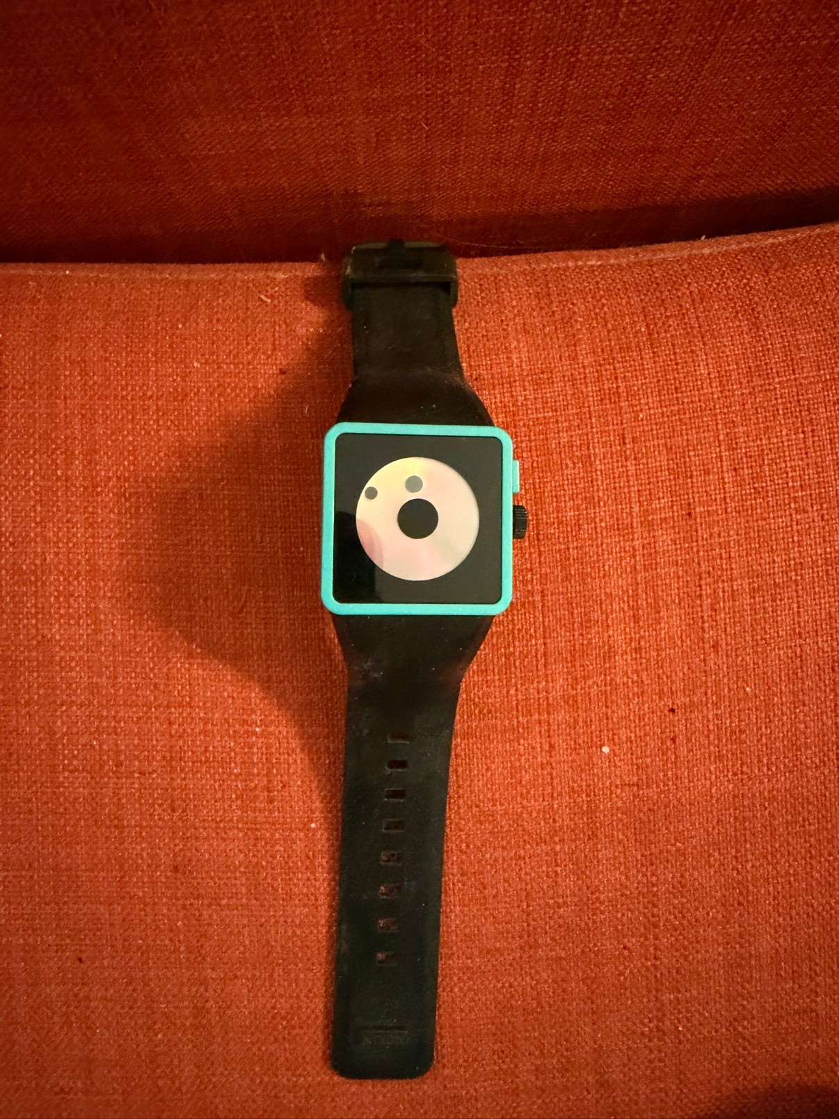 Nixon Quartz Watch – Black Strap, Teal Case (Needs Battery) - photo 2