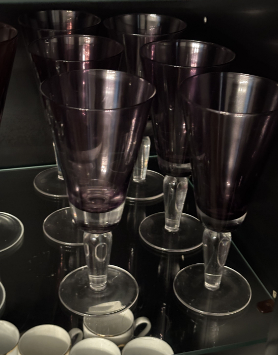 Vintage Set of 9 Purple Amethyst Glass Goblets with Clear Stems - photo 3