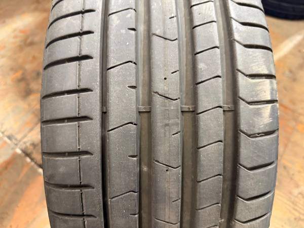 1 X single 245/35/20 95Y Pirelli Pzero PZ4 MOE RFT 98% tread - photo 2