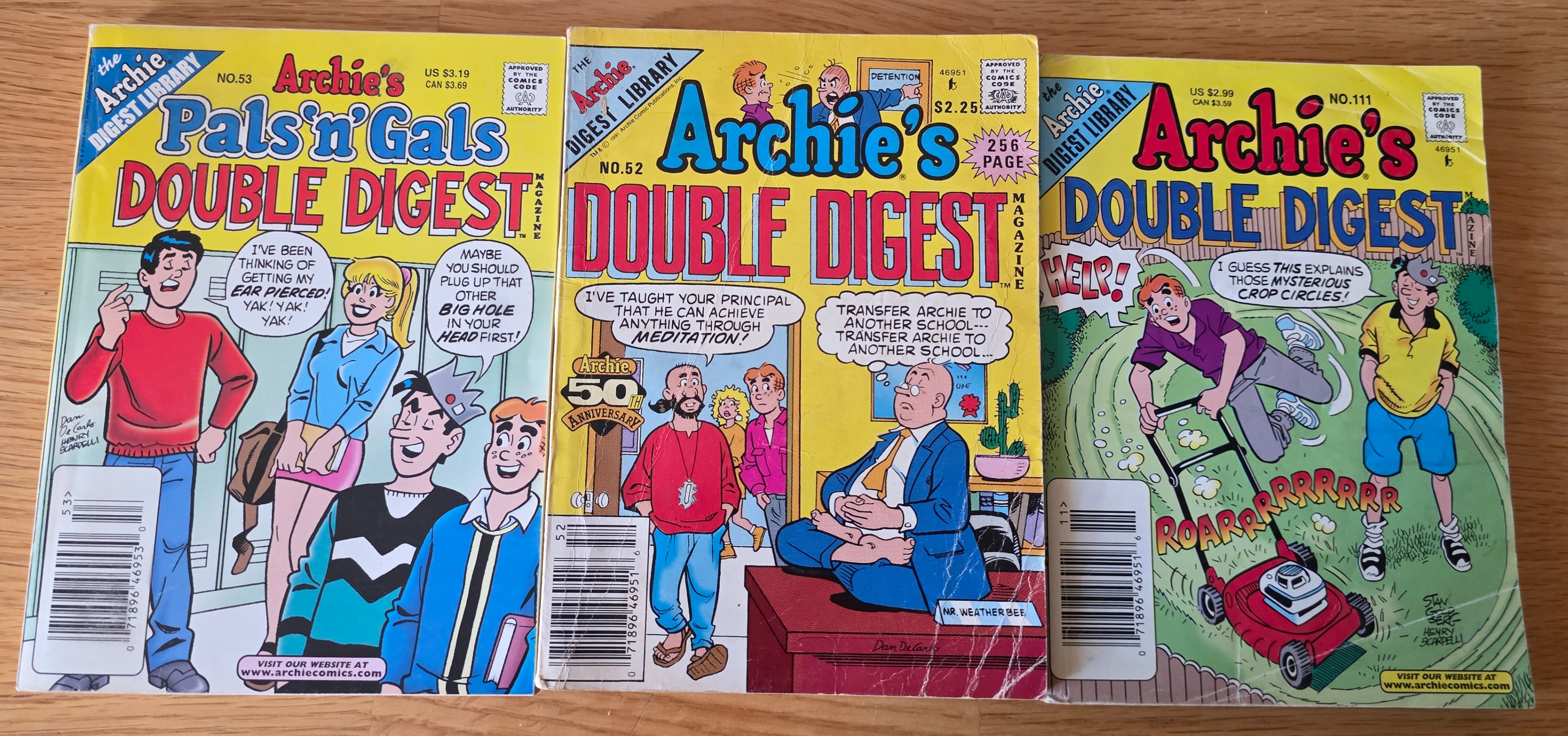 3 Archie's Double Digest Comic Books