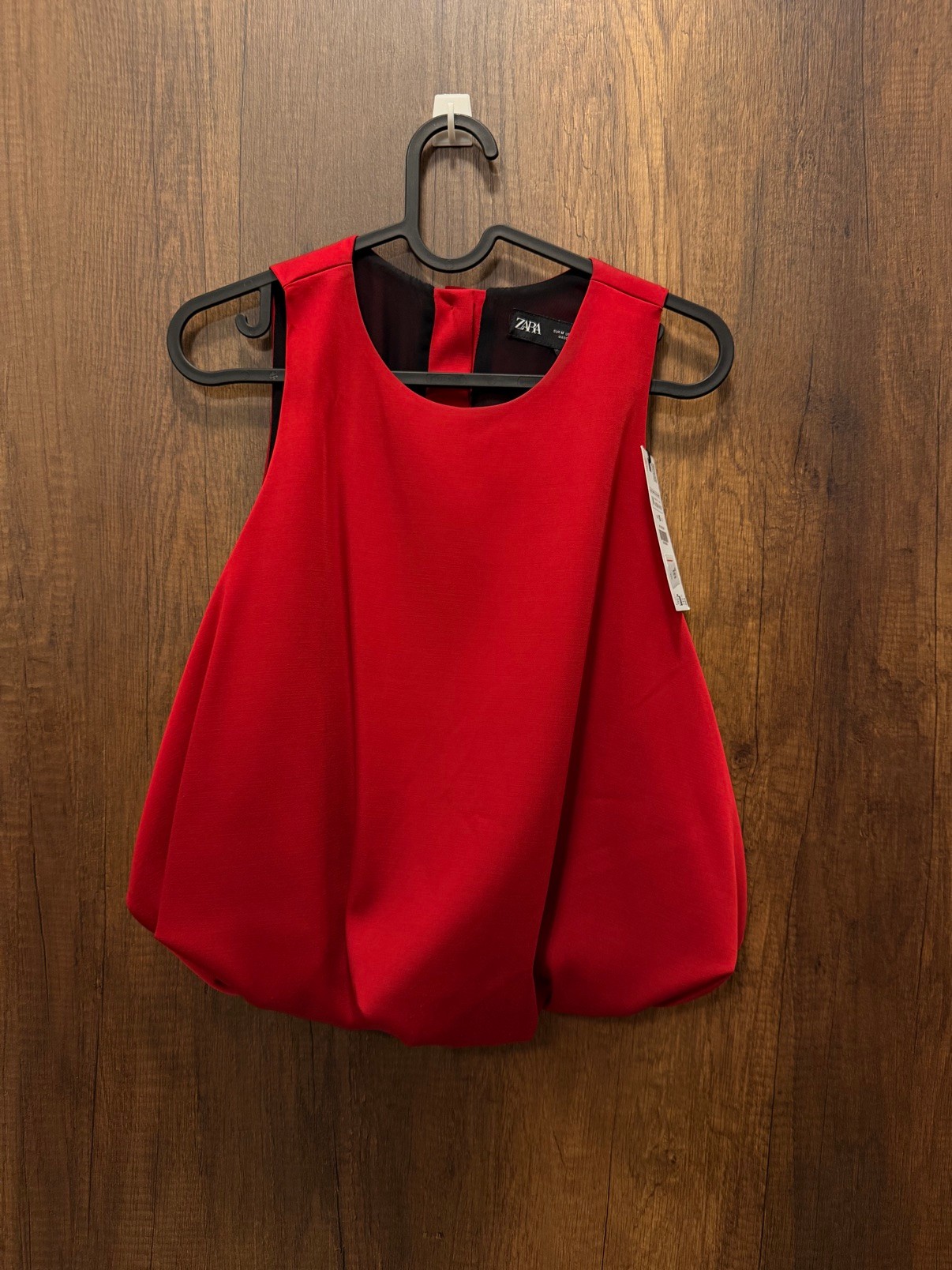 Zara Red Bubble-Hem Top, Size M — NEW WITH TAGS