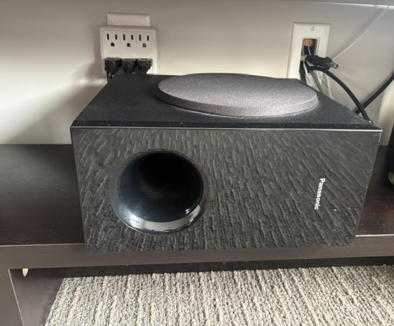 Panasonic 5.1 Home Theatre System + Samsung 55" 4K Smart TV - photo 5