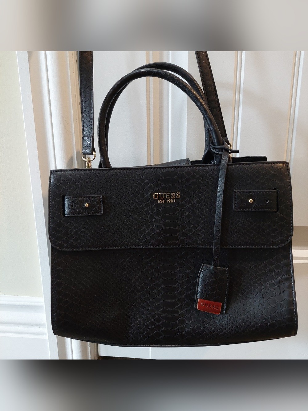 Guess Black Tote Shoulder Bag Womens OS Excellent Condition