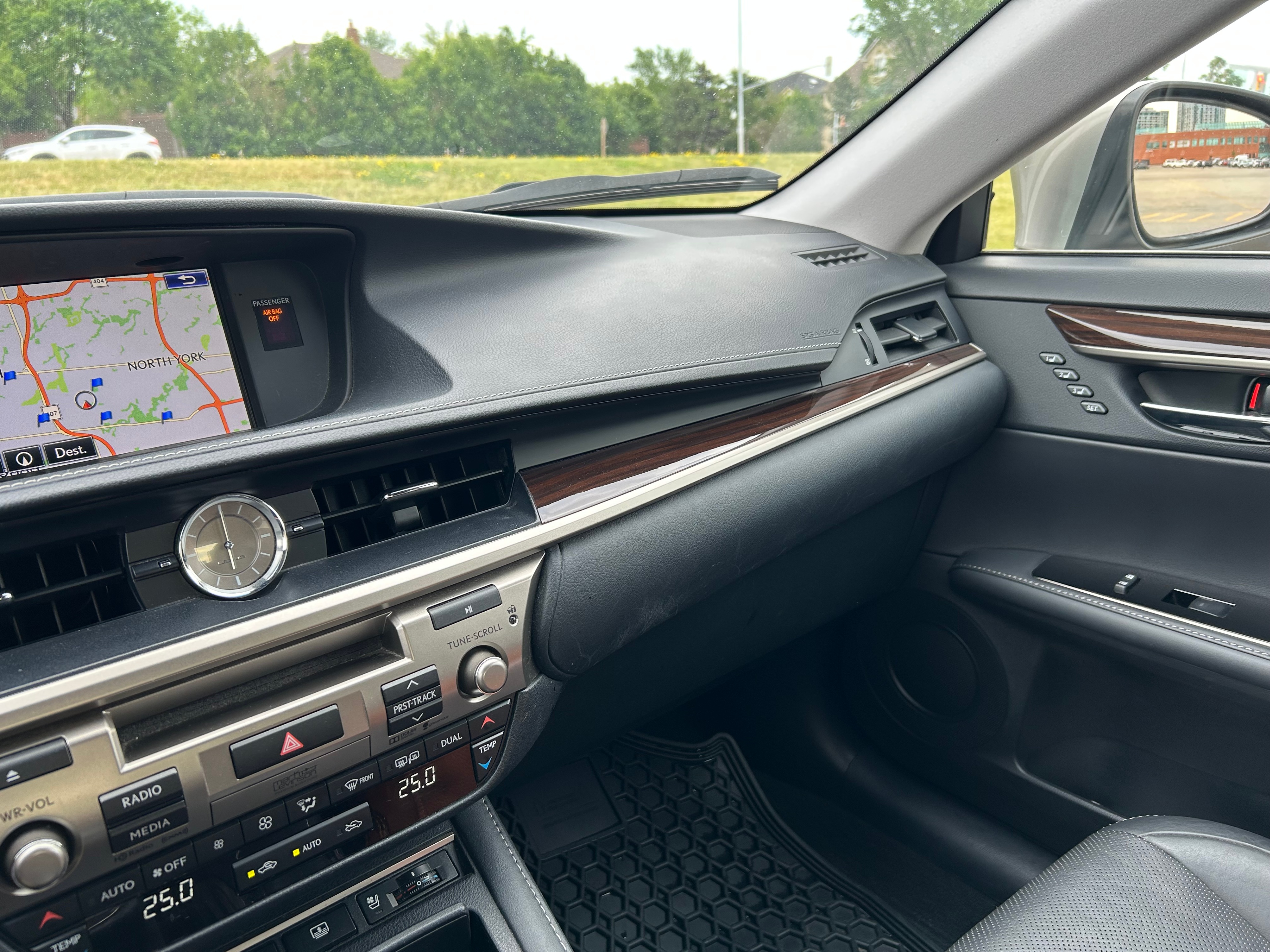 2016 Lexus ES 350 Executive Package - photo 3