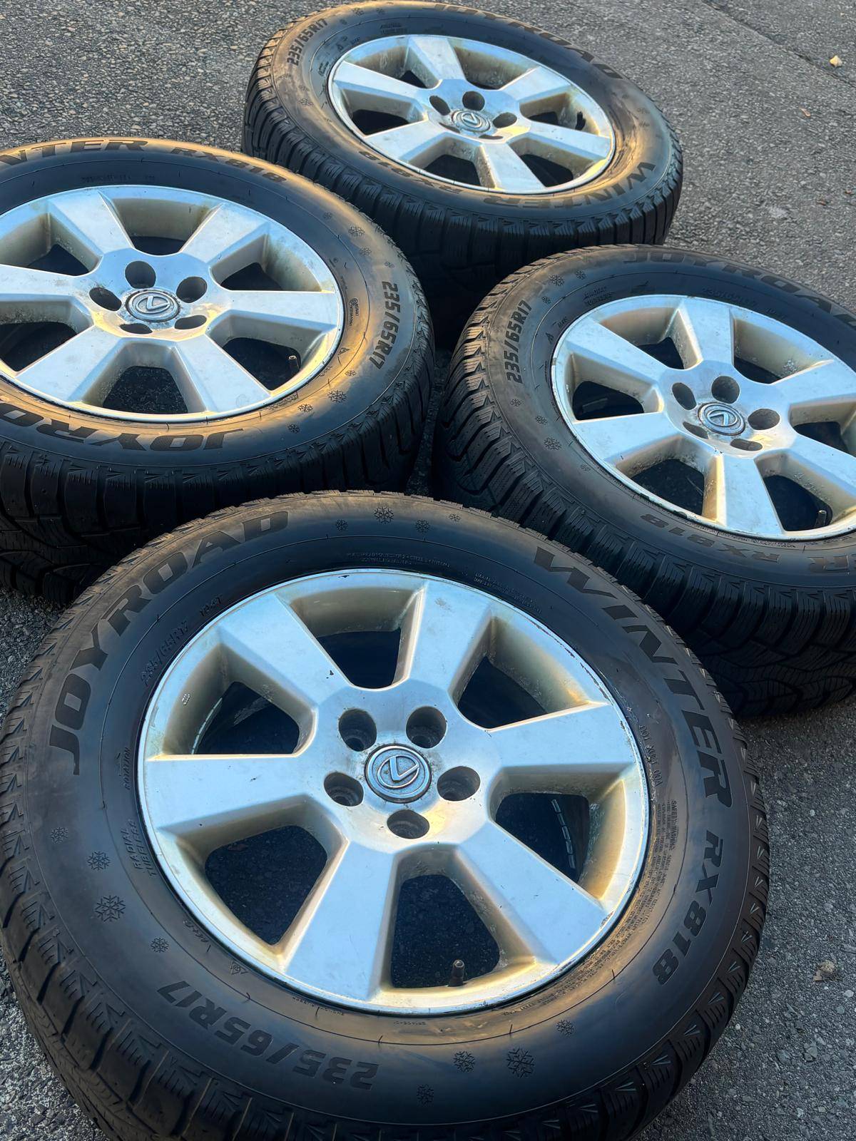 OEM 17"Lexus RX/NX/RAV4/Sienna(5x114)+235/65/R17 Snows