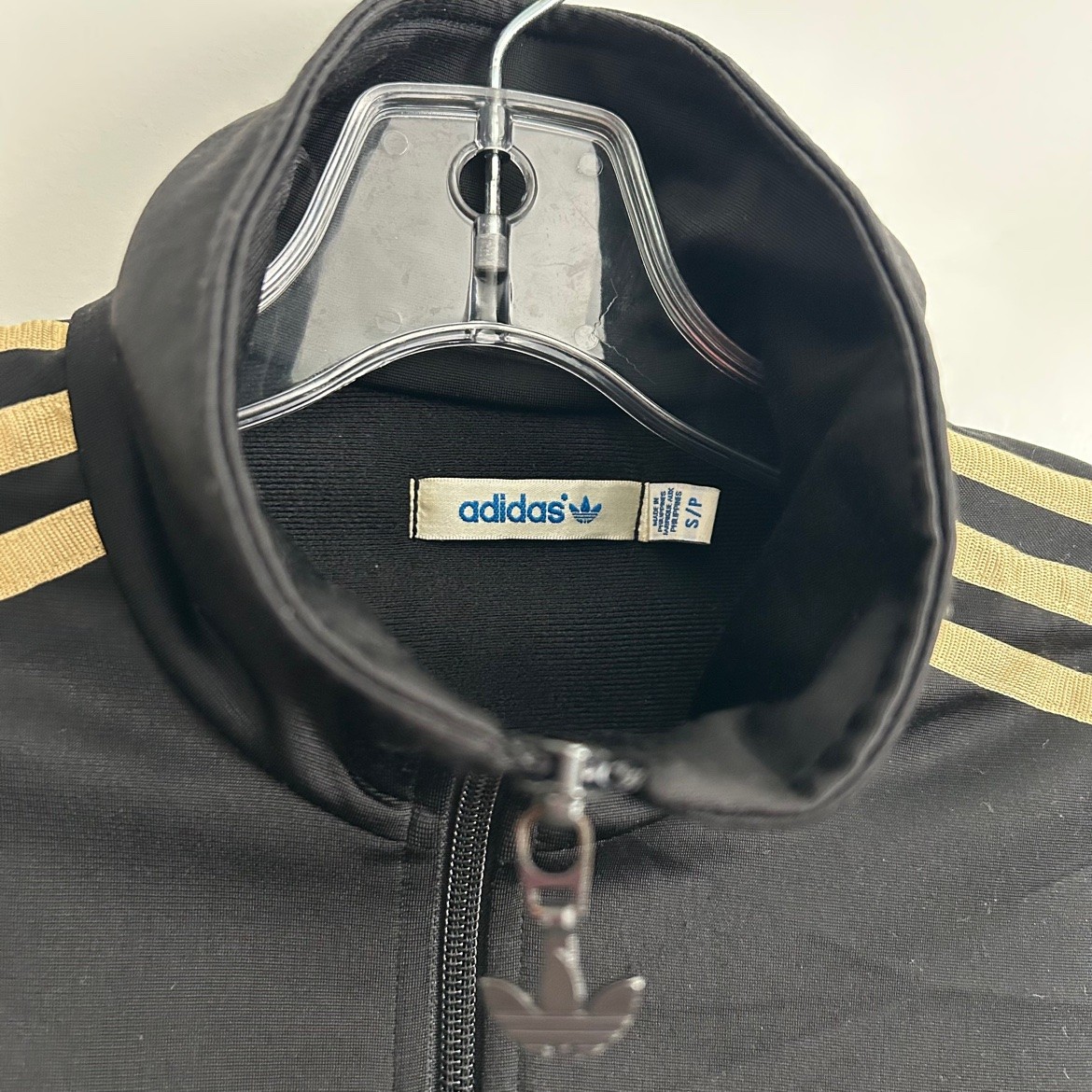Adidas Firebird Track Jacket Black & Gold – S, Like New - photo 3