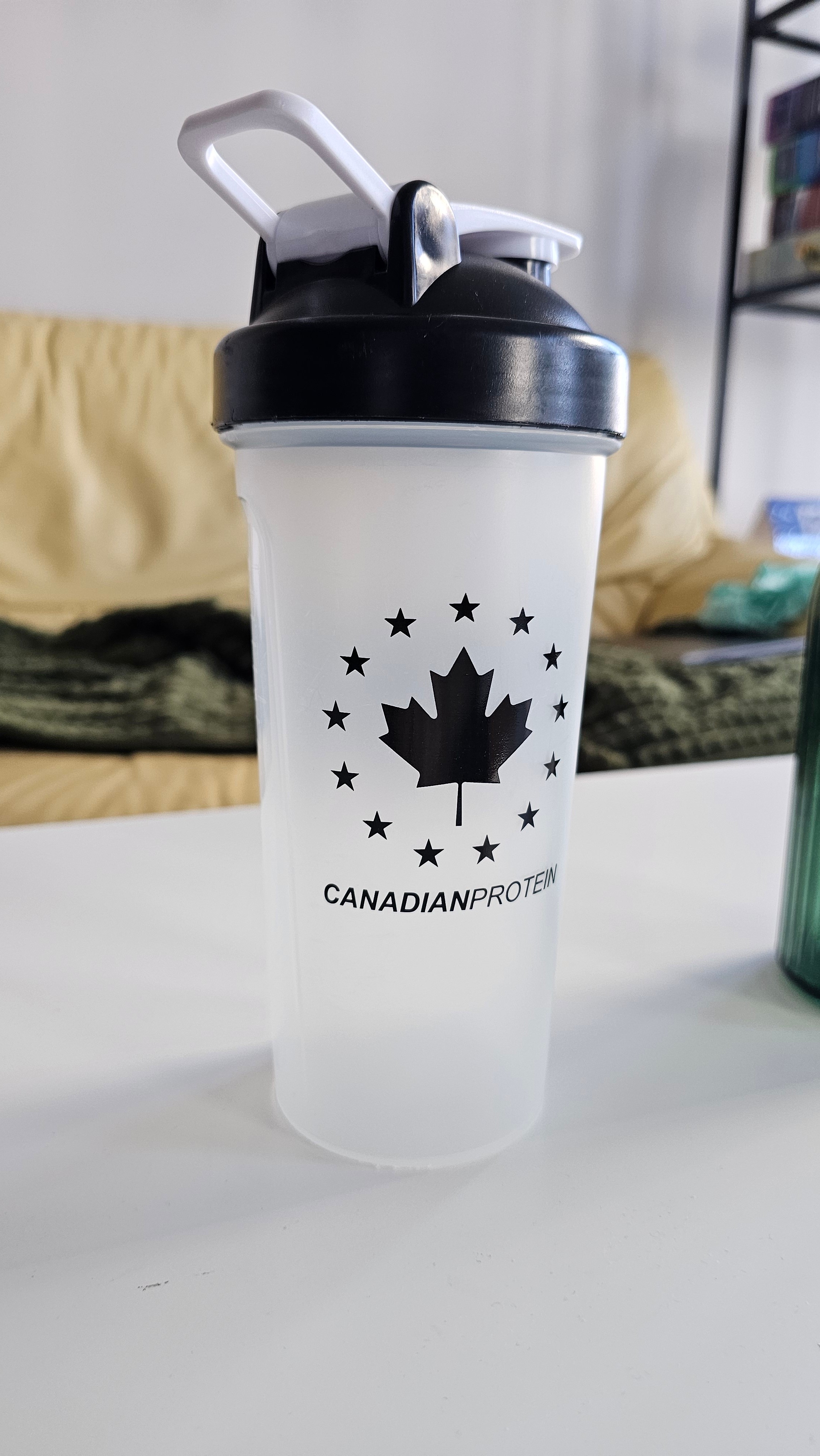 Protein Shaker + IKEA VINTERFINT Glass Bottle – $5 - photo 2