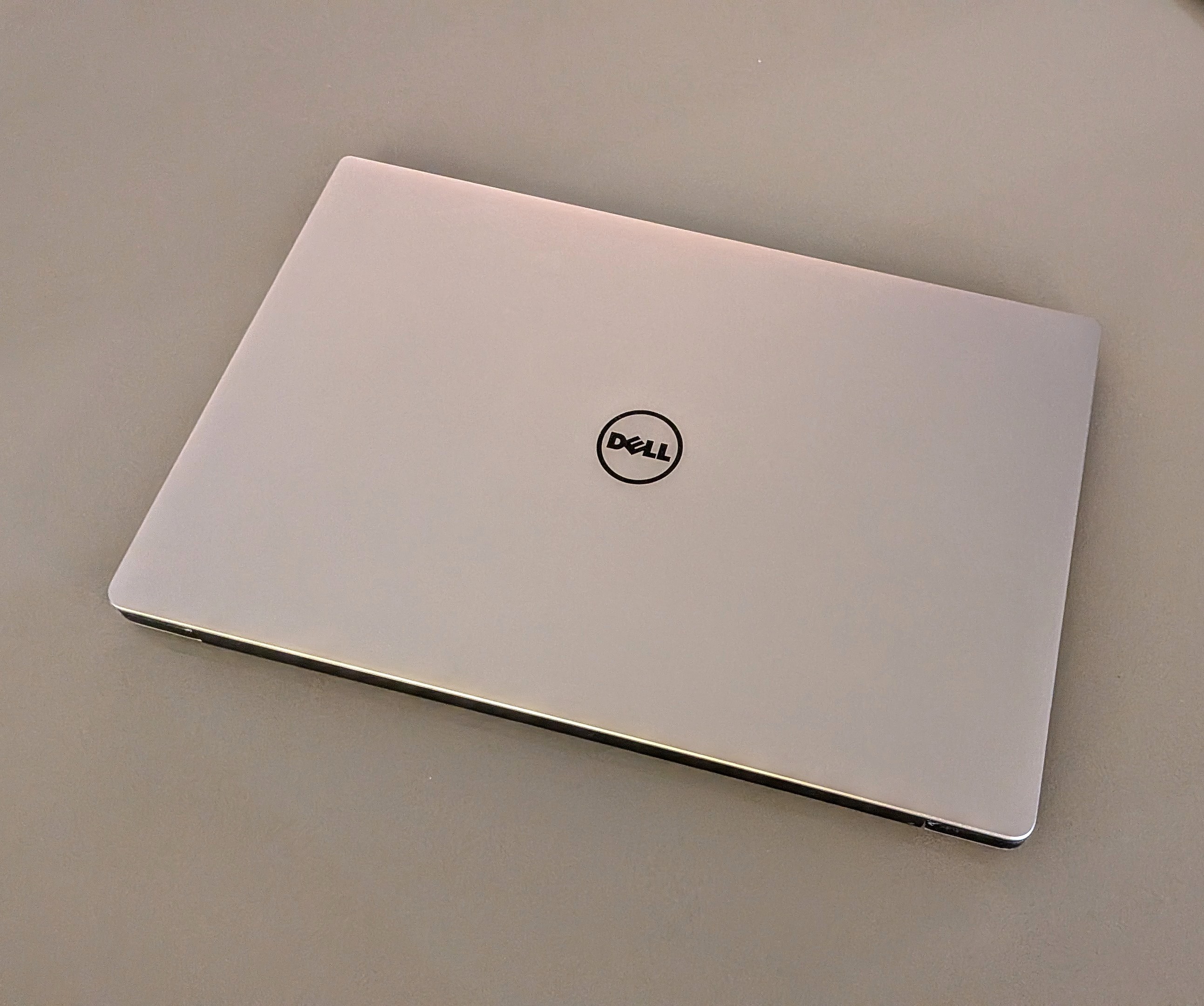 DEL XPS 13 inch Laptop with sleeve
