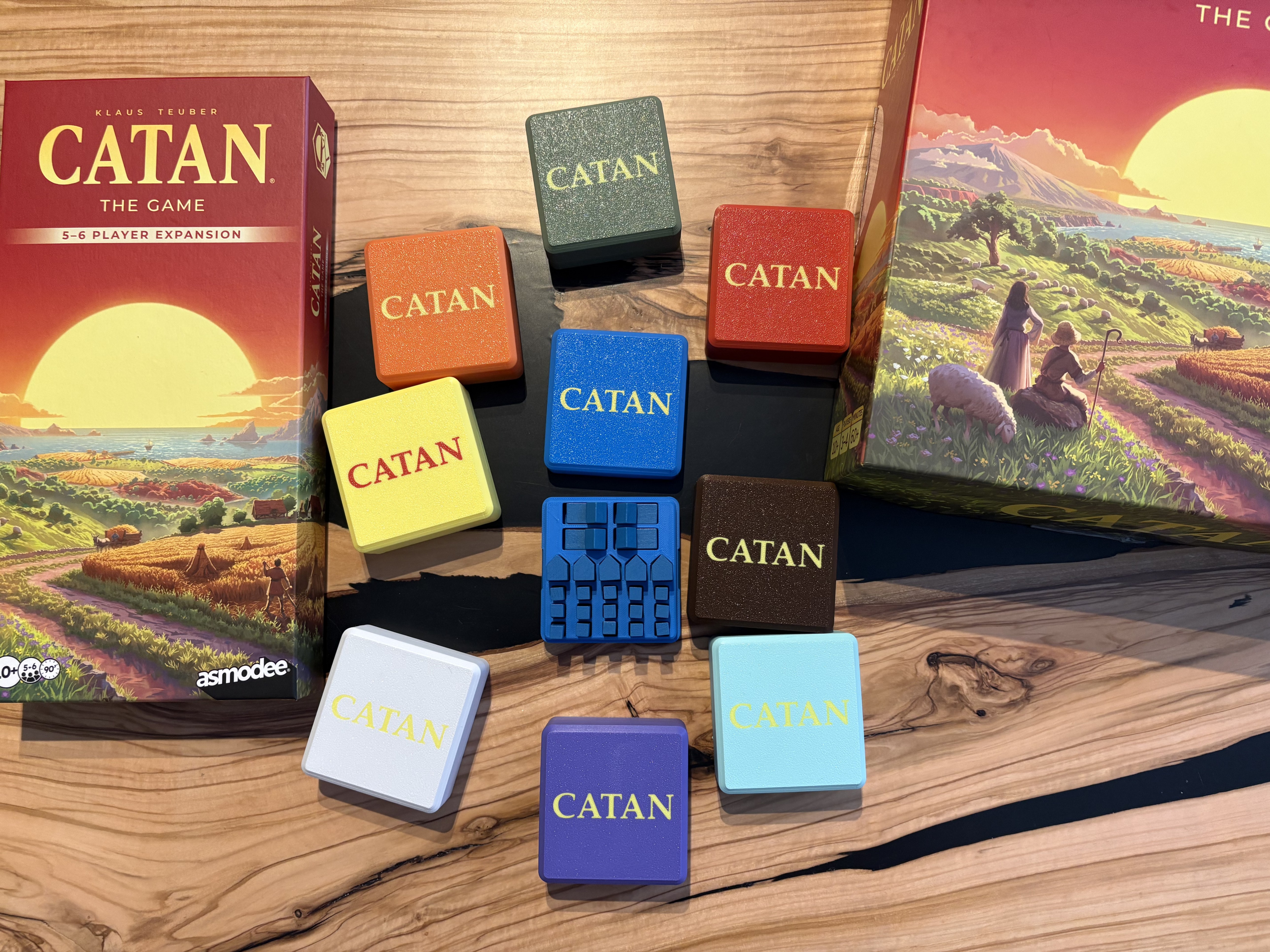 Catan game piece boxes & Alt colours
